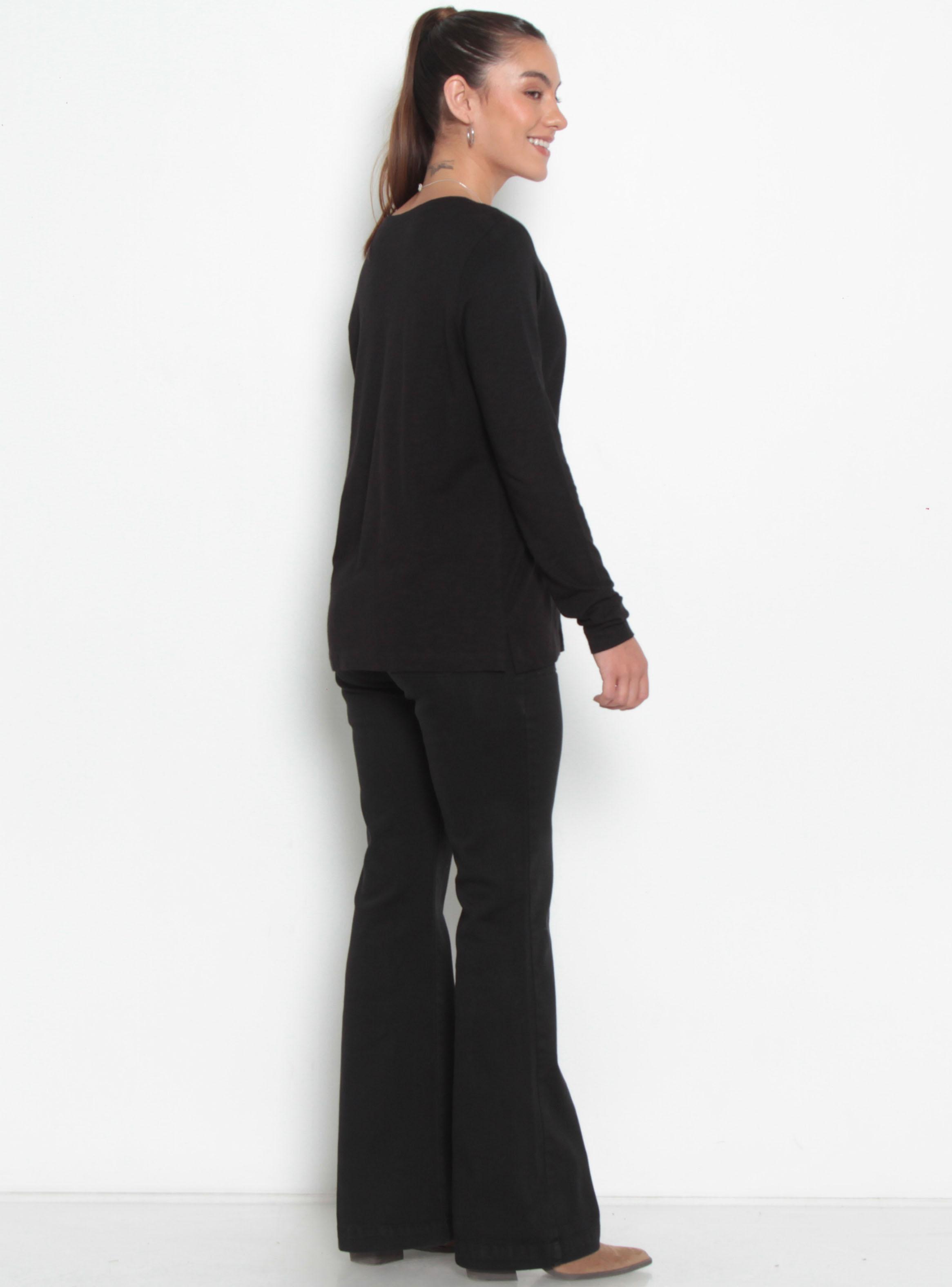 Polera Manga Larga Escote V-4