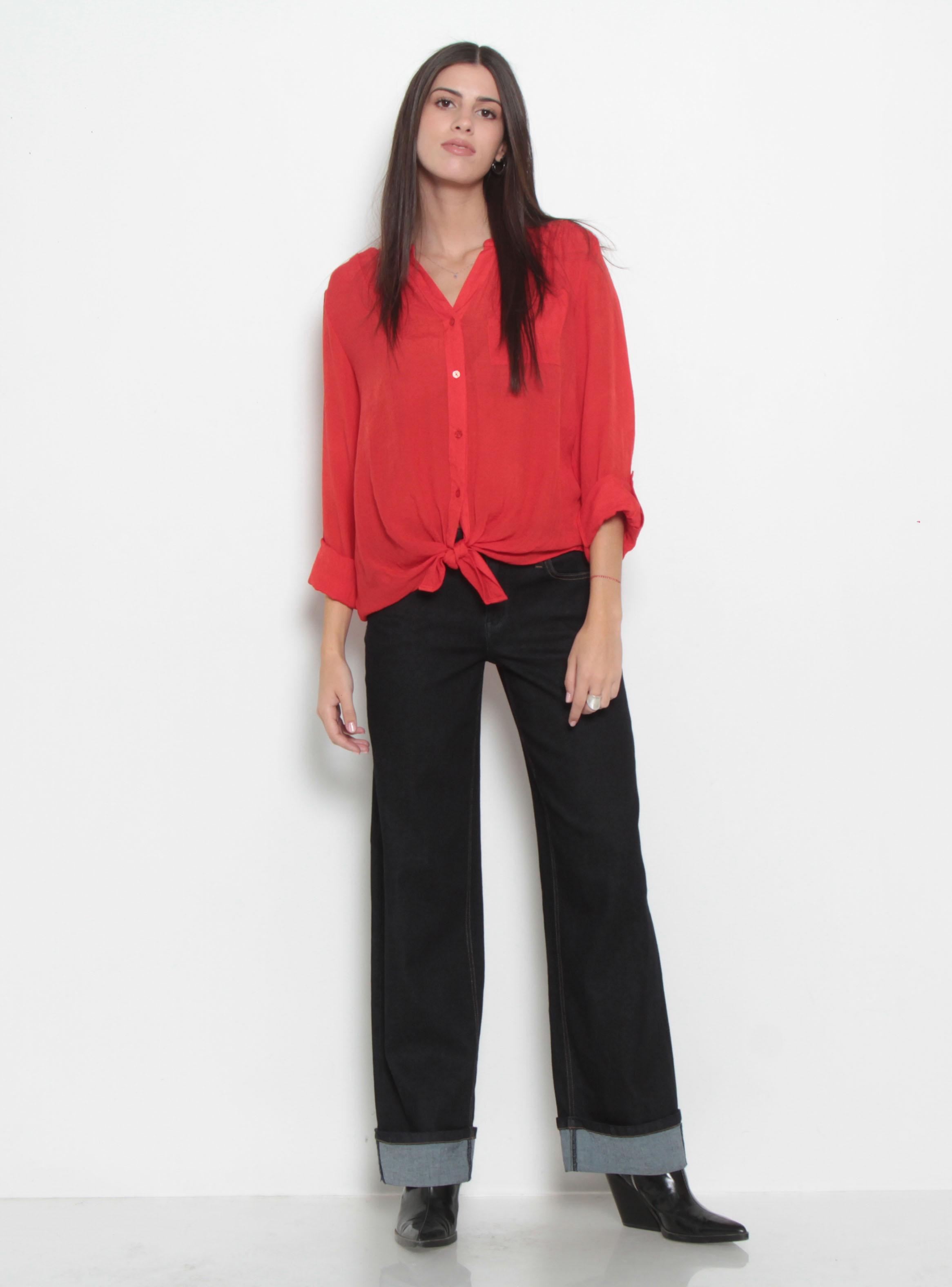 Blusa Escote V Abotonada en Delantero con Bolsillo-3