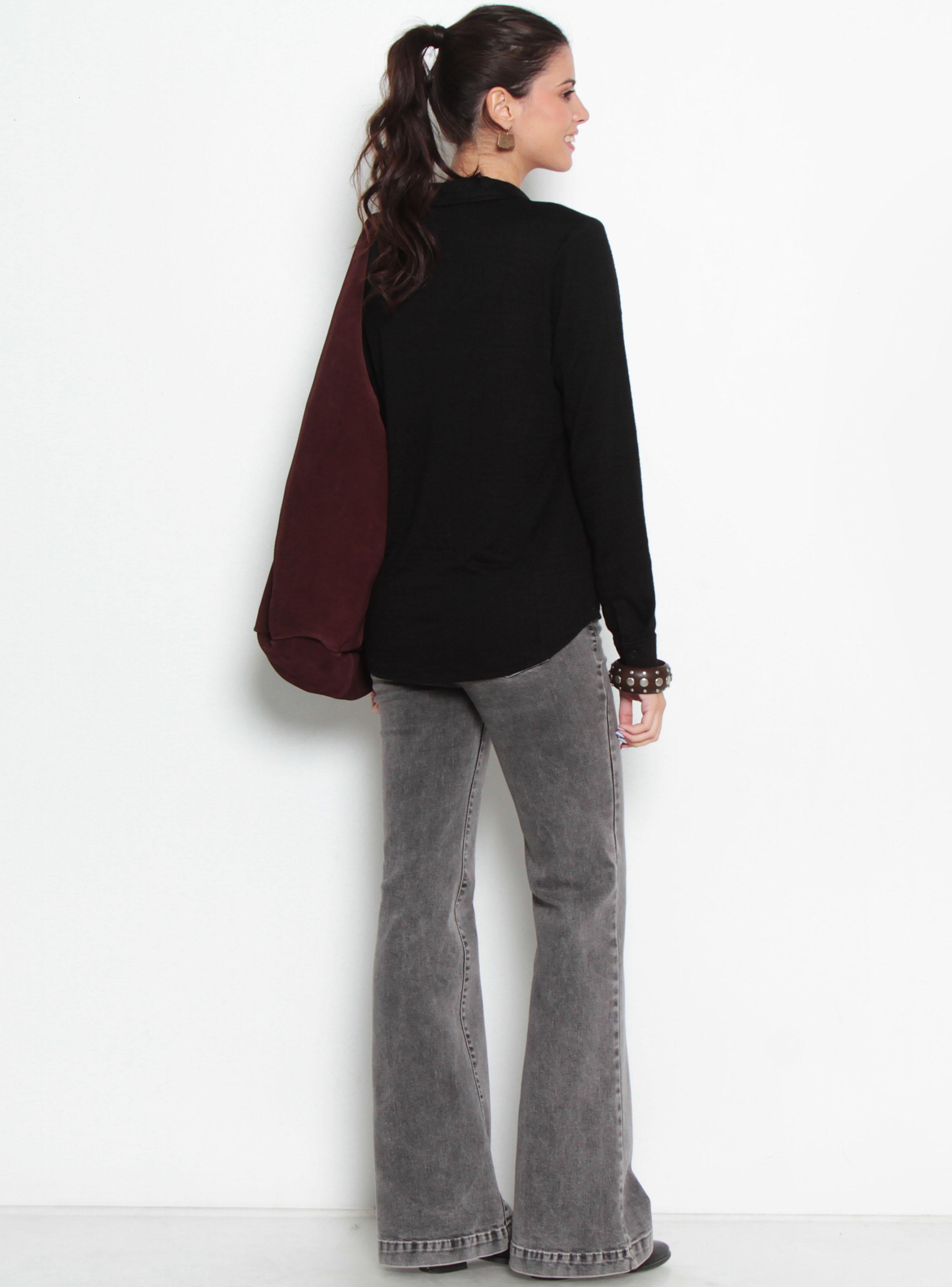 Blusa Manga Larga con Bolsillo Escote V-4
