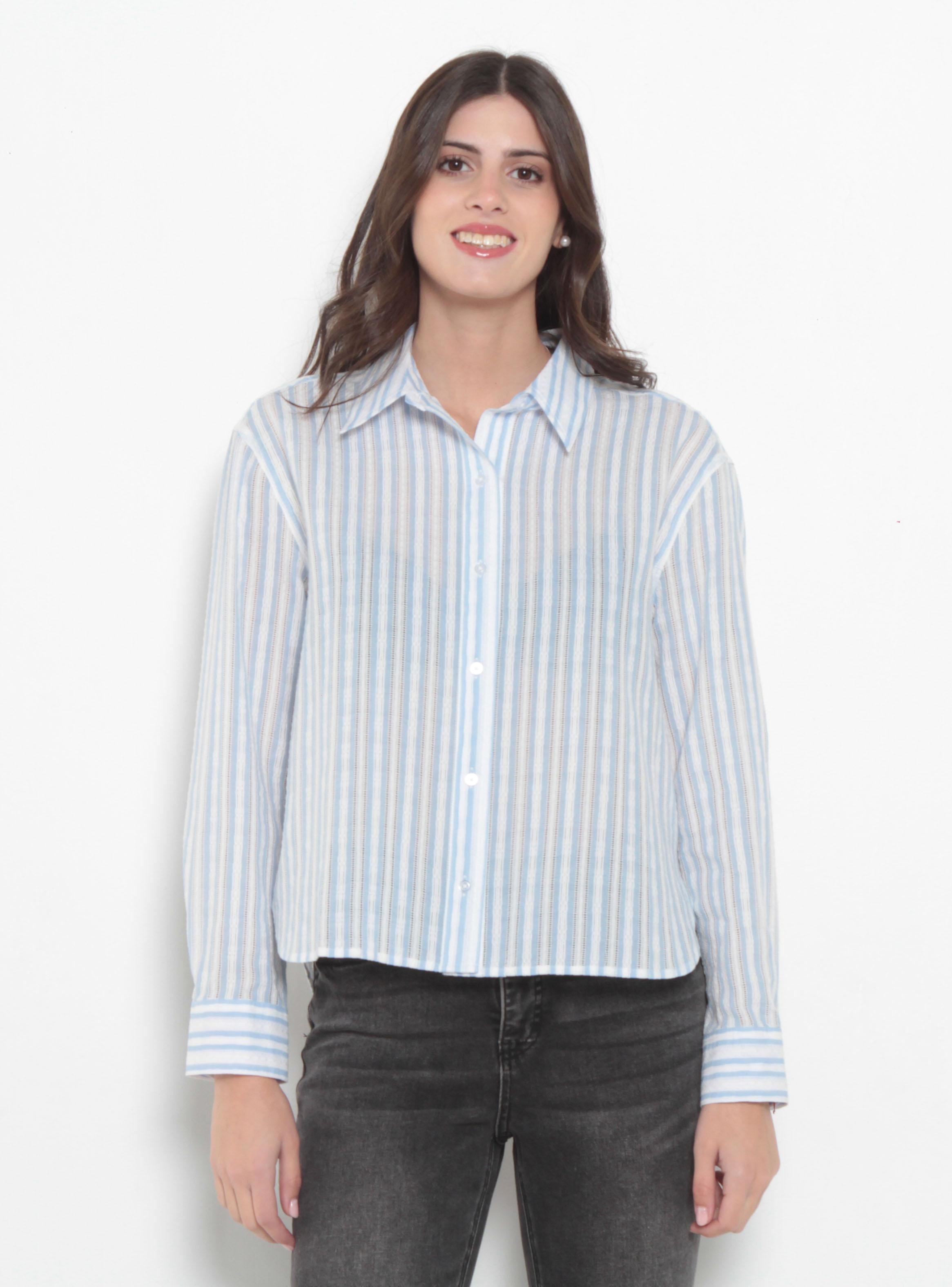 Blusa Manga Larga Listada Abotonada en Delantero-0