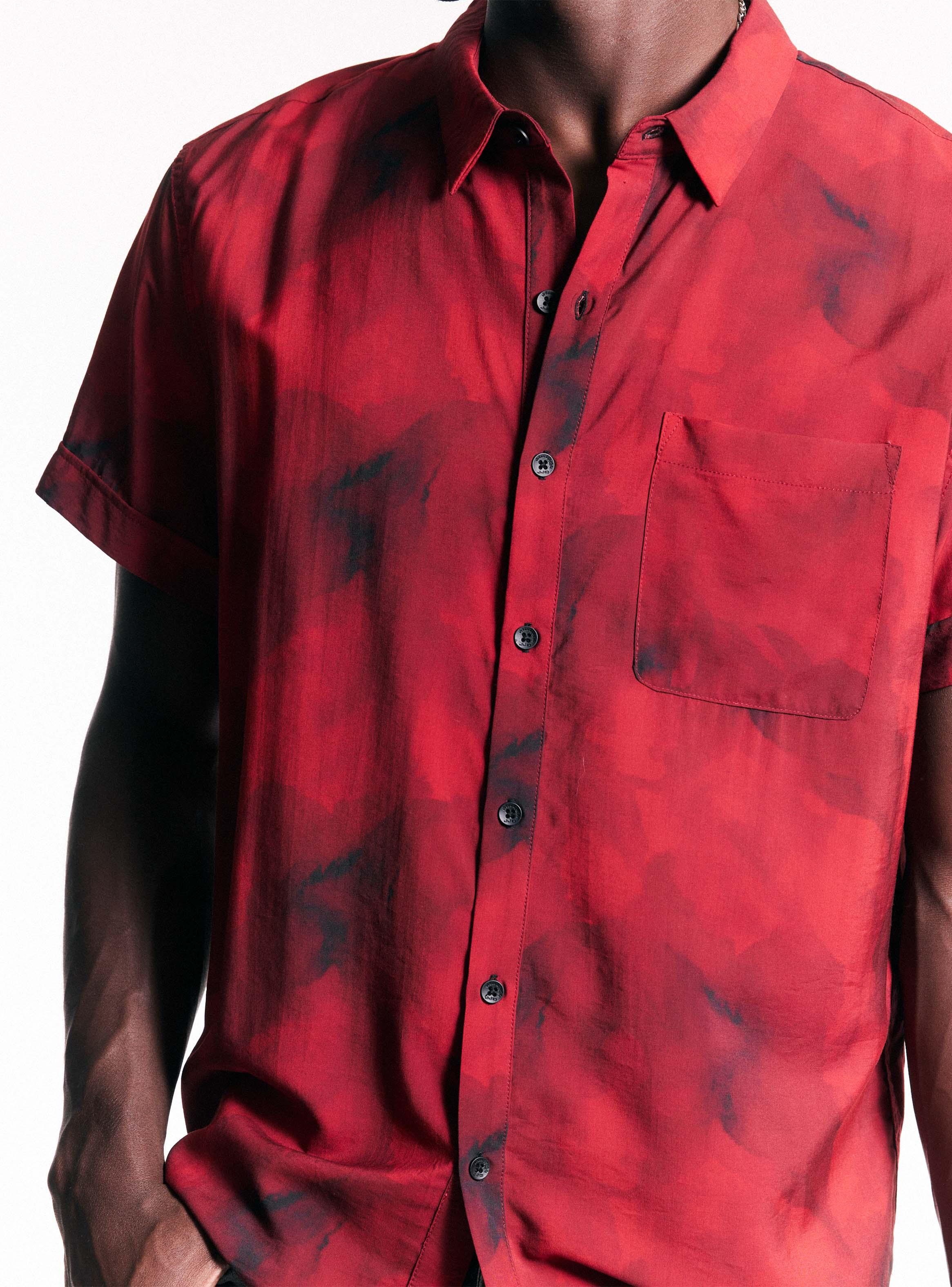 Camisa Estampado Acuarelado Regular Fit-3