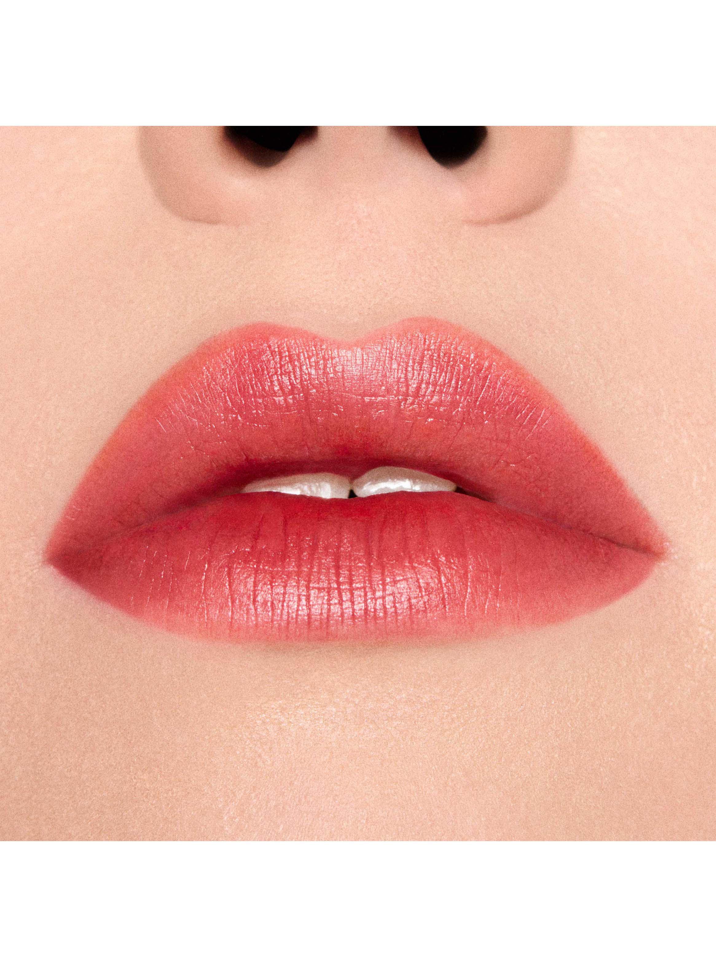Tinta de labios Lustreglass Stainglass Business Casual-3