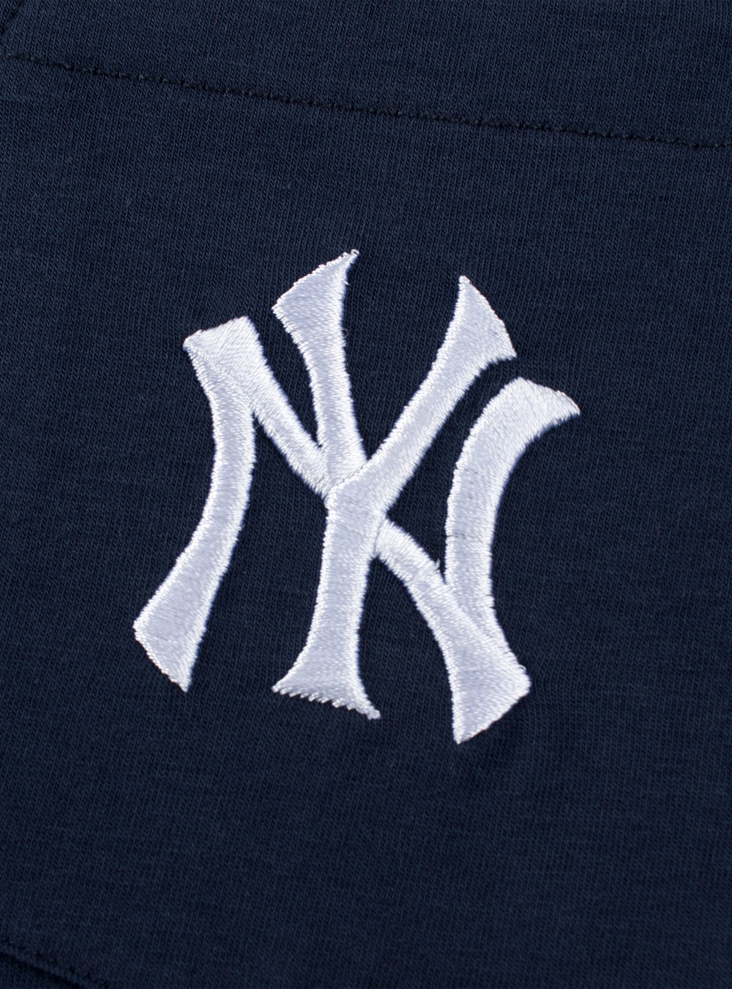 Polera Bolsillo Logo Bordado-3