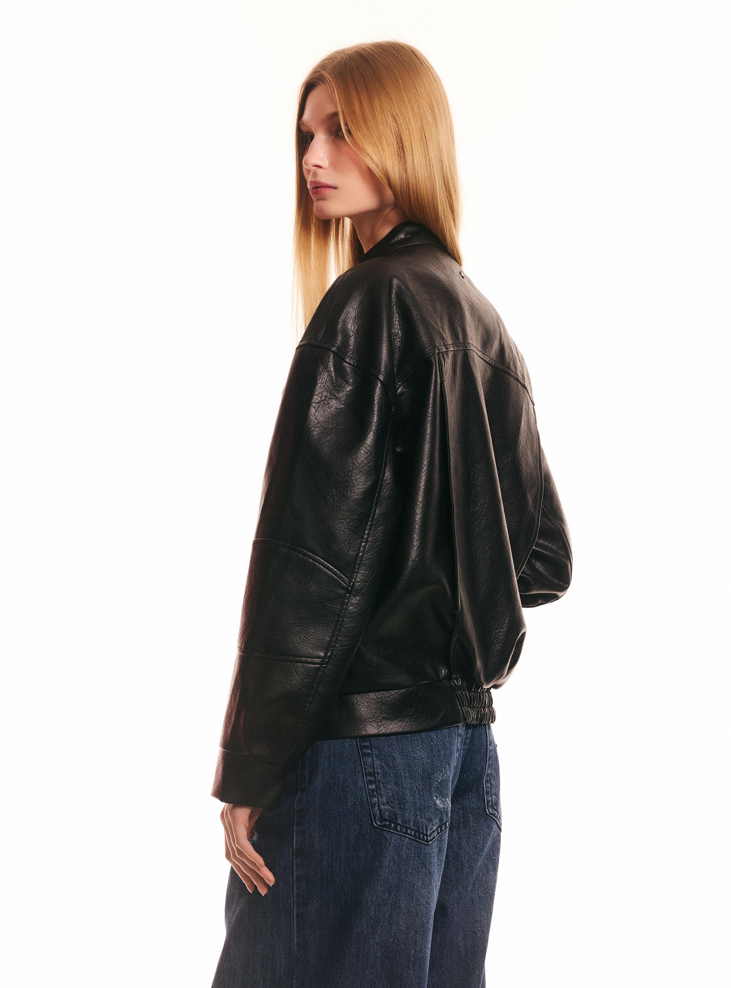 Chaqueta Look Cuero-1