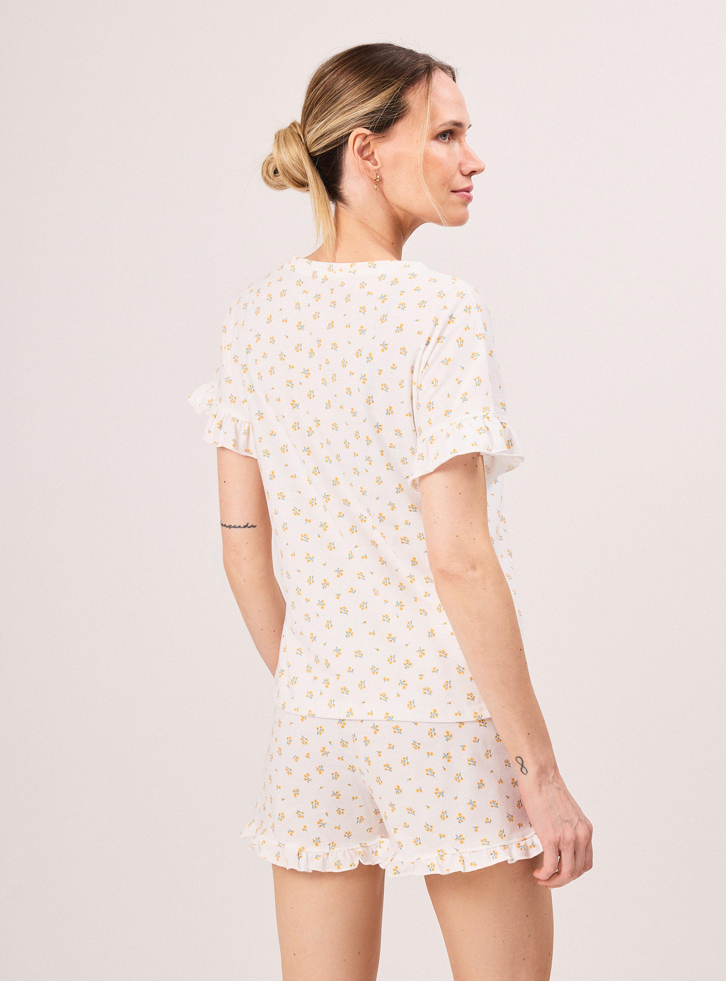 Pijama Estampado con Detalle Vuelos y Botones-1