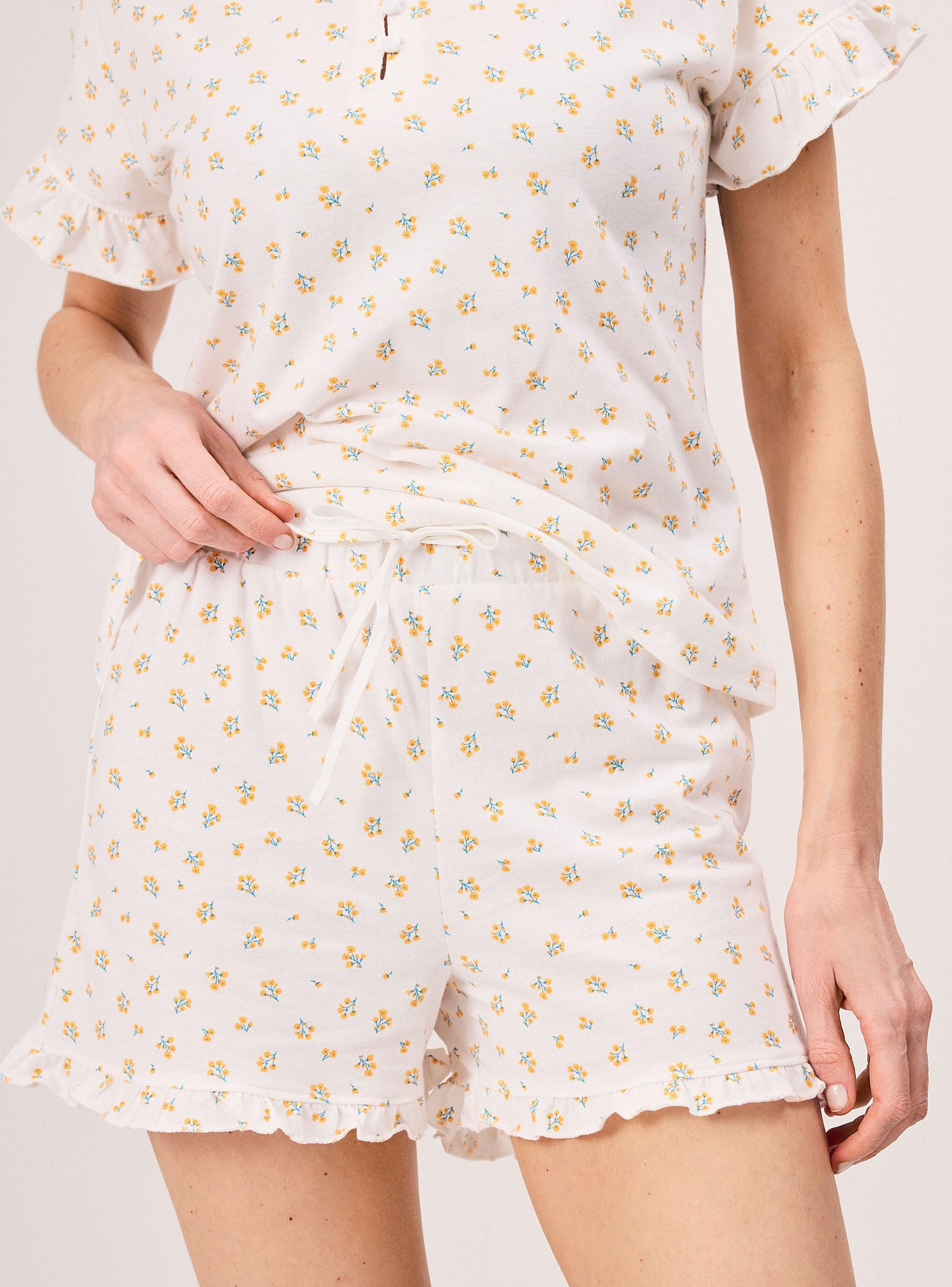 Pijama Estampado con Detalle Vuelos y Botones-3