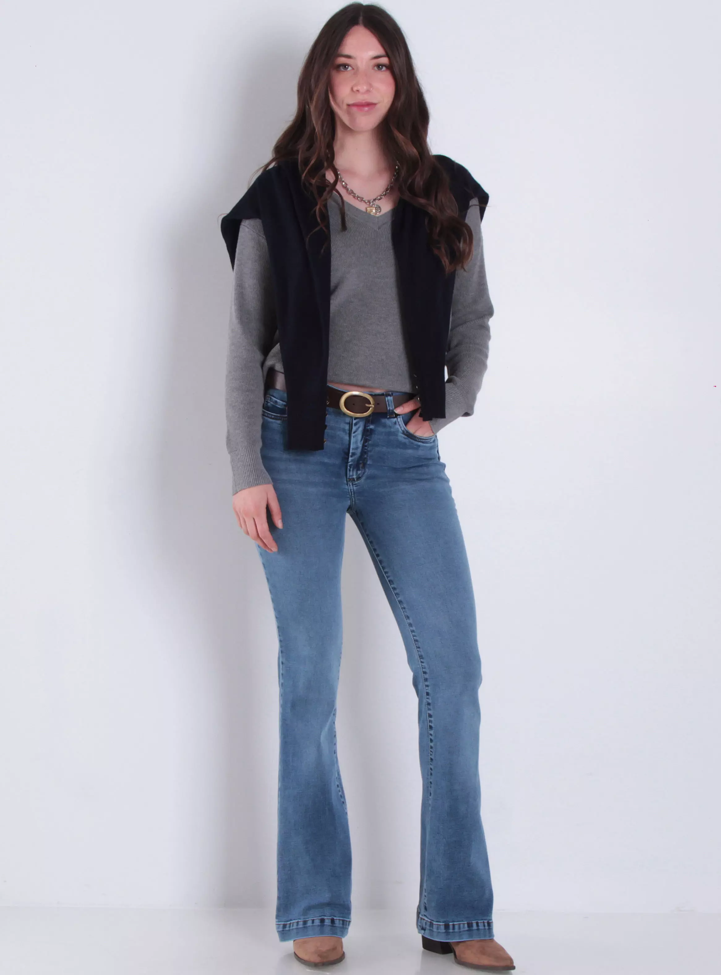 Jeans Flare Tiro Bajo con Pretina y Botón-3