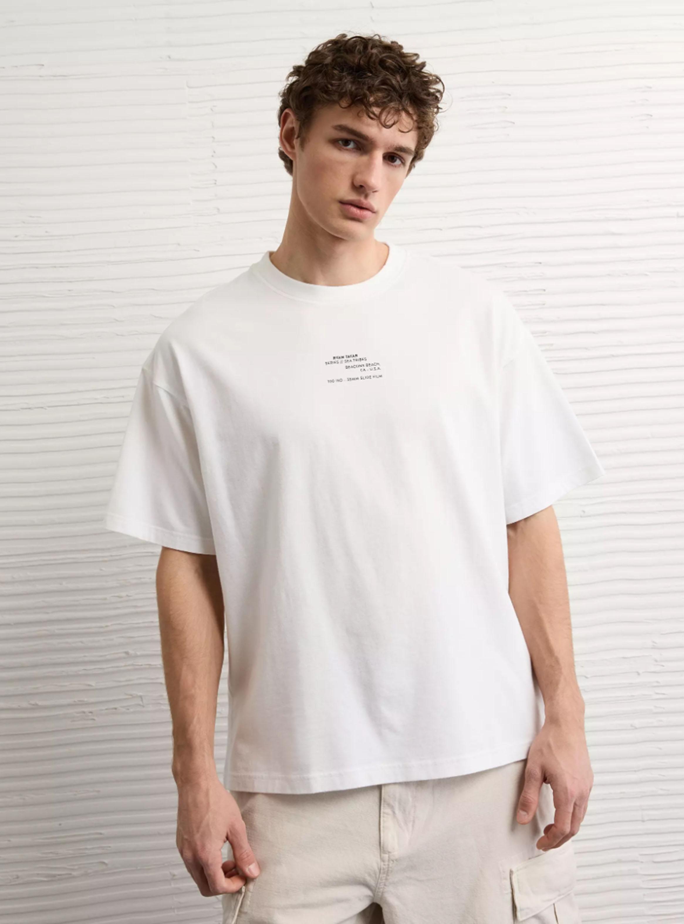 Polera AE X Ryan Tatar Boxy Fit Graphic-0