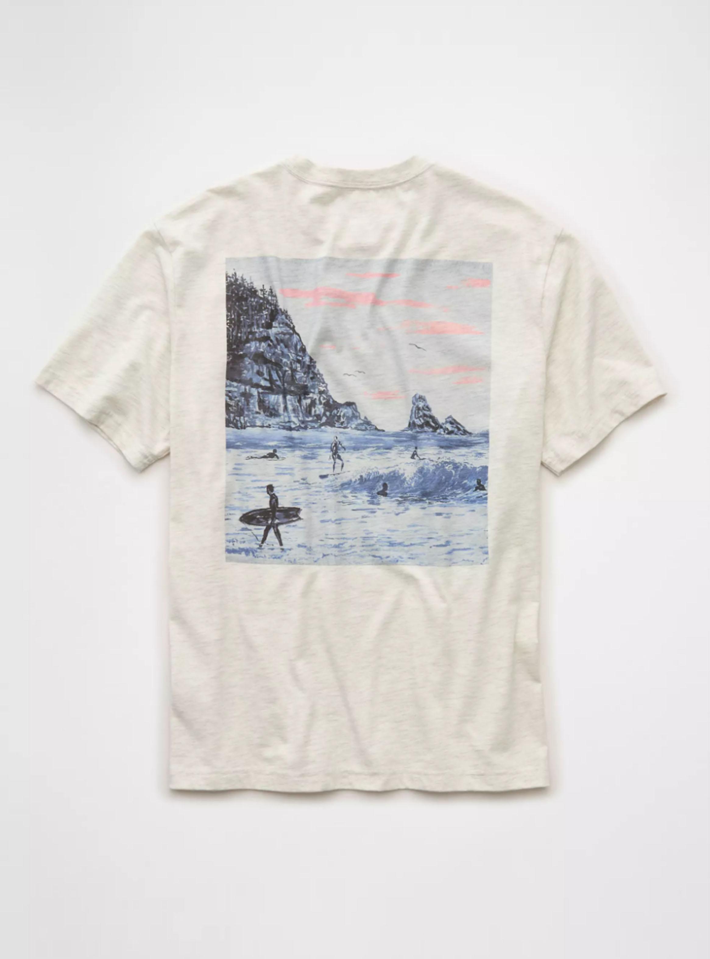 Polera AE Destination Graphic-5