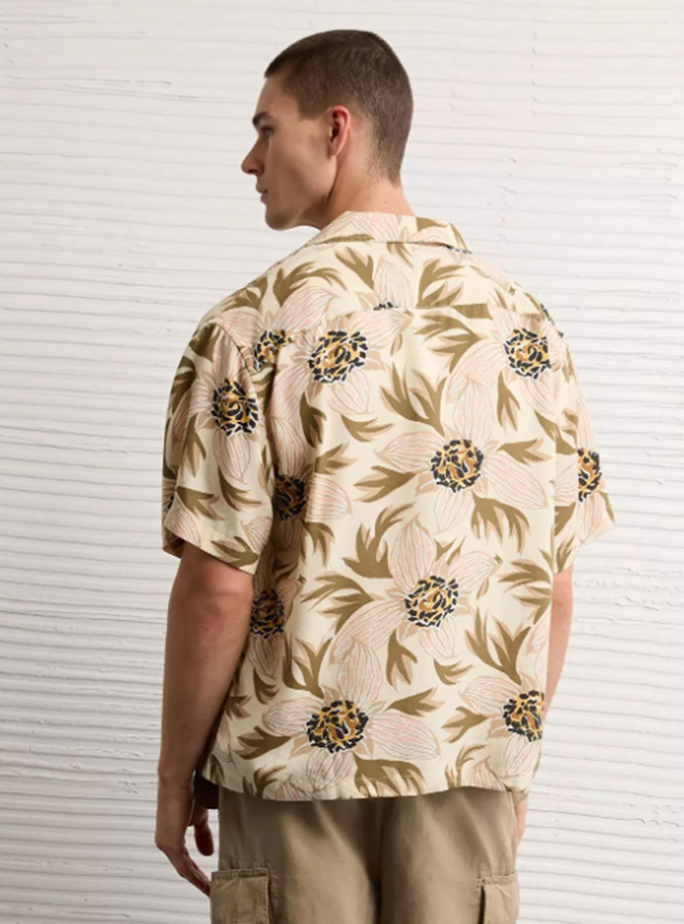 Camisa AE Manga Corta Floreada-1