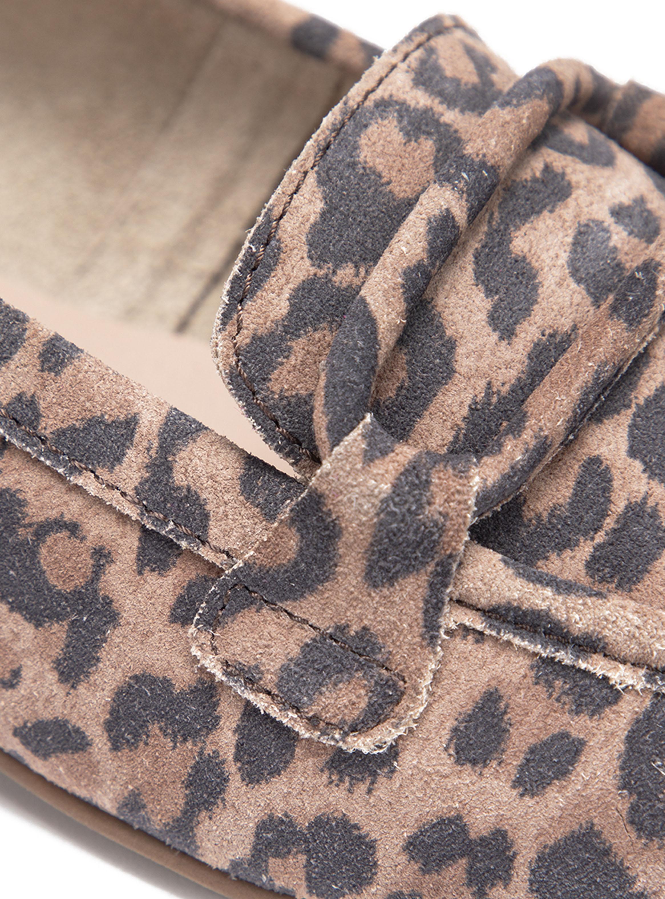 Mocasín Cuero Gemma Leopardo 661504 Mujer-5