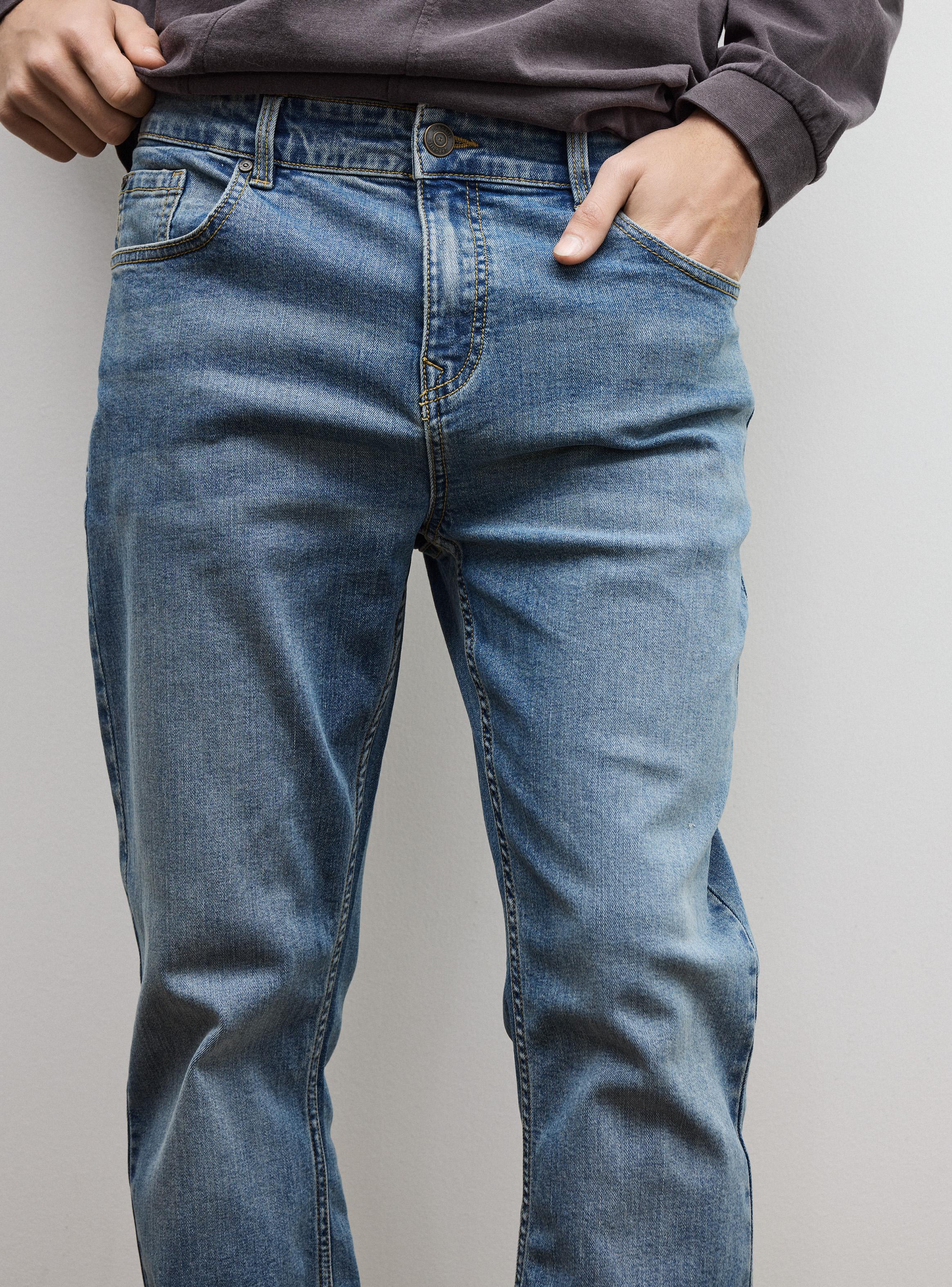 Jeans Básico Focalizado-2