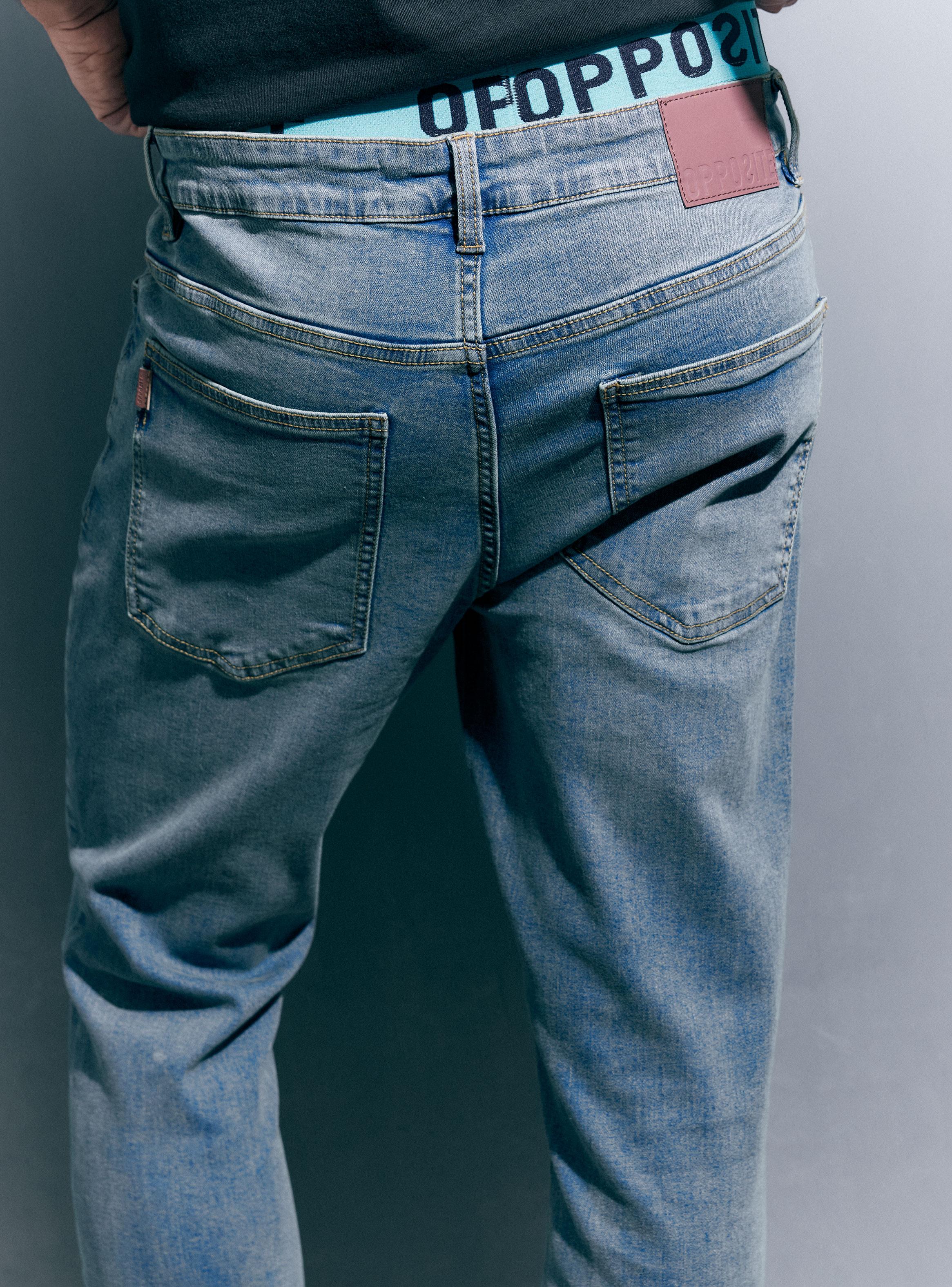 Jeans Básico Focalizado-3