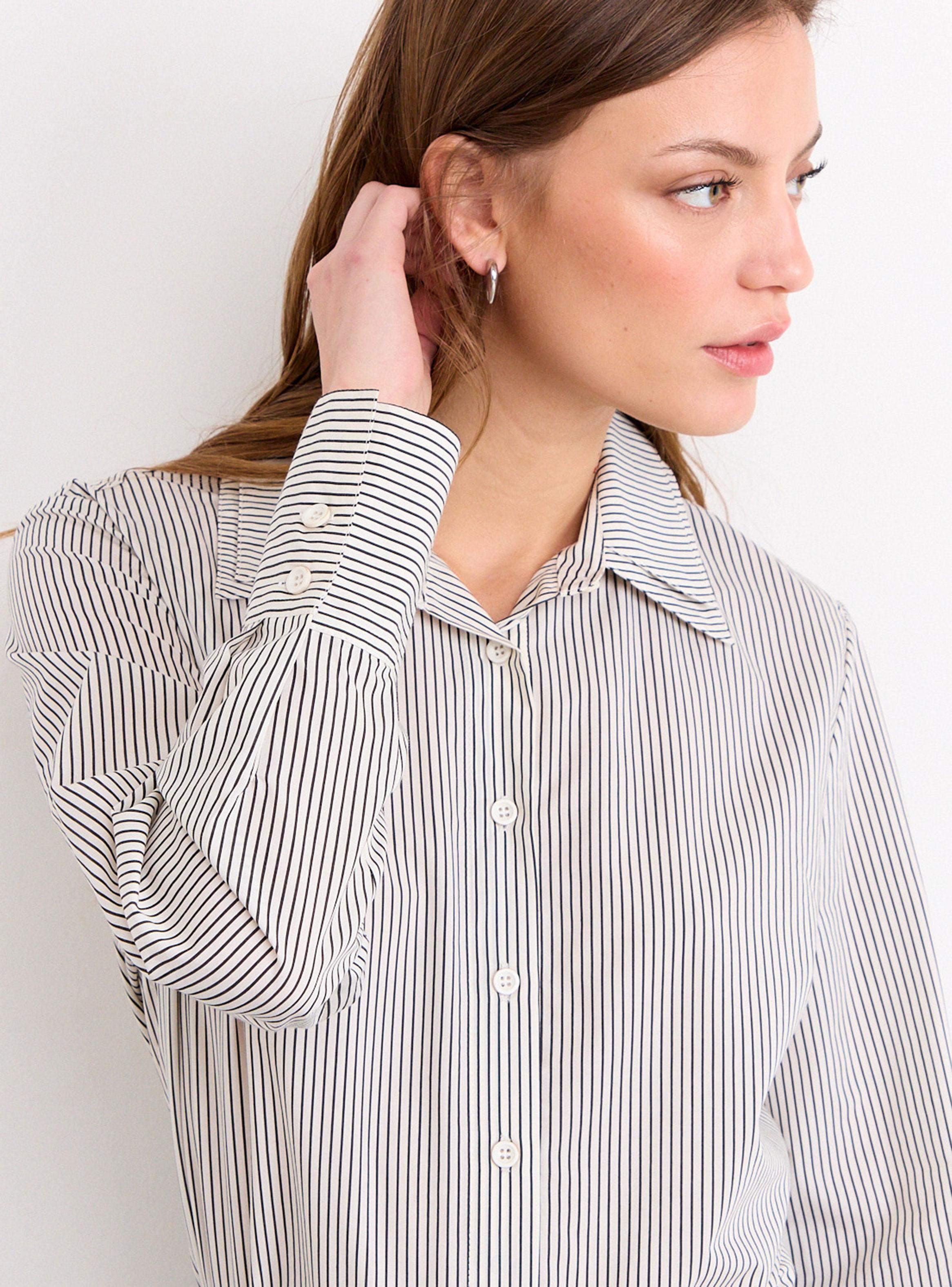Blusa Fantasía Polo Regular y Botón-2
