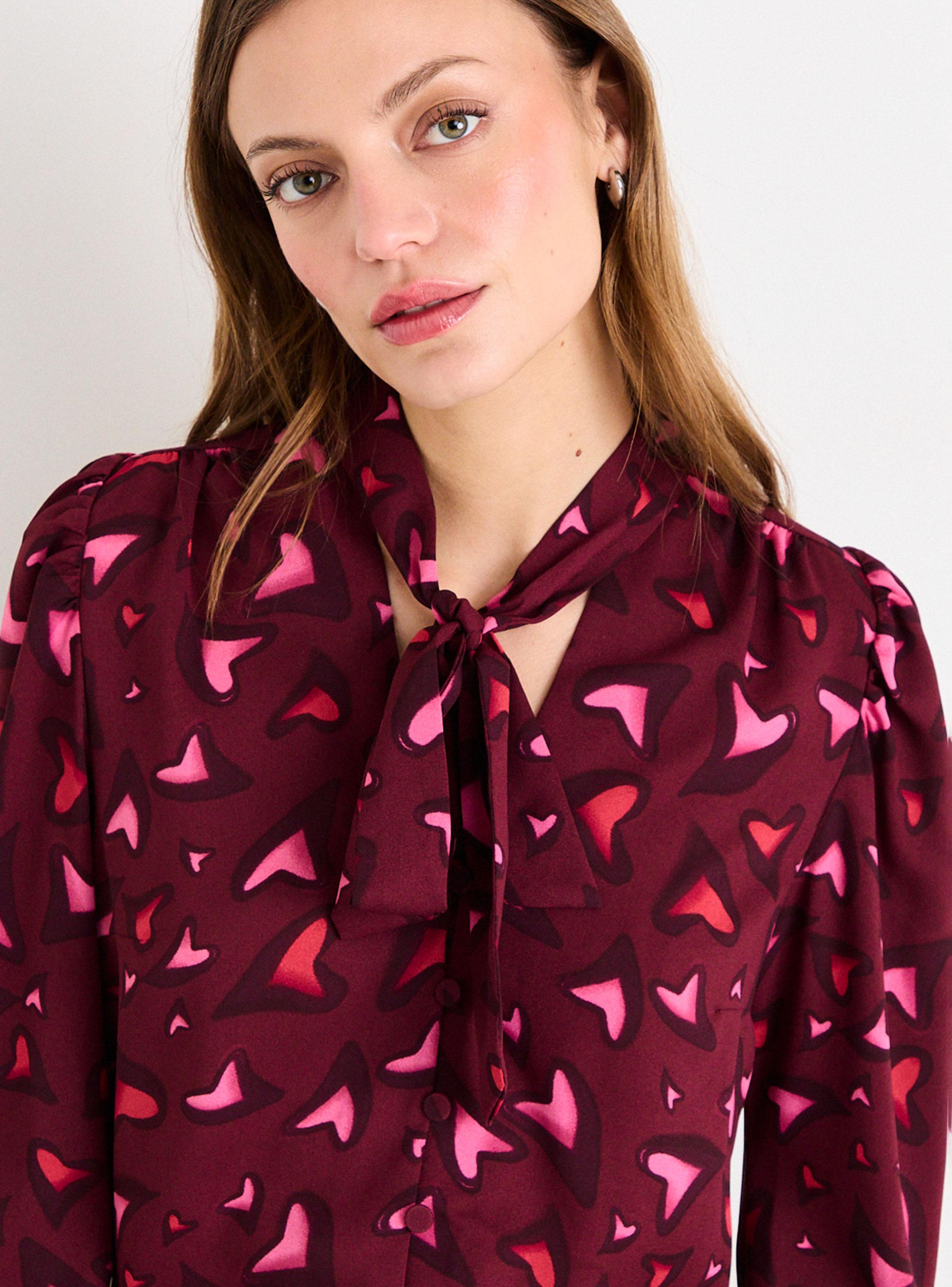 Blusa Fantasía con Detalle en Cuello-3
