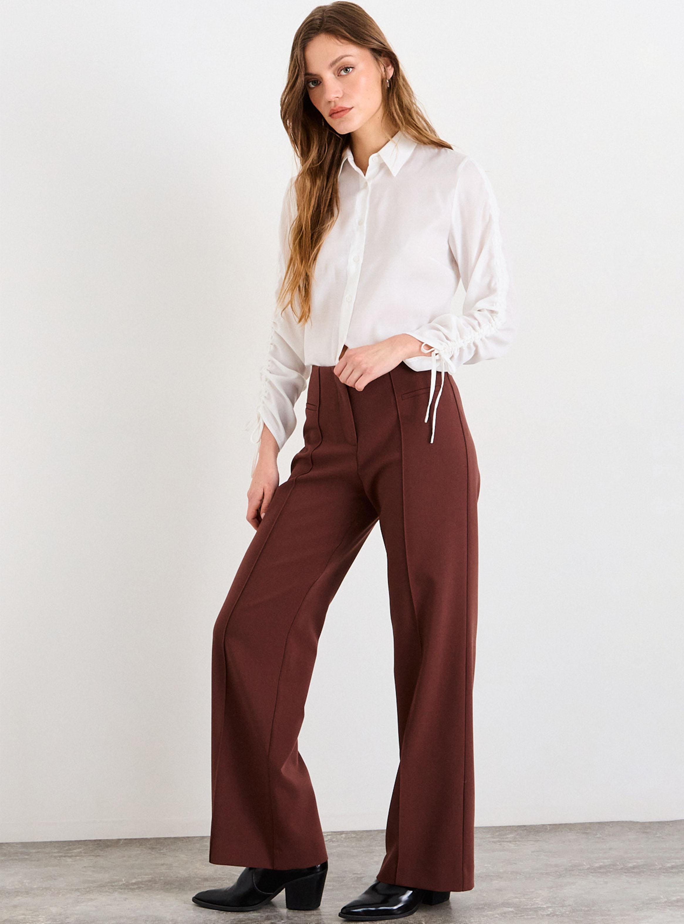 Pantalón Liso Wide Leg Tiro Medio y Cierre-4