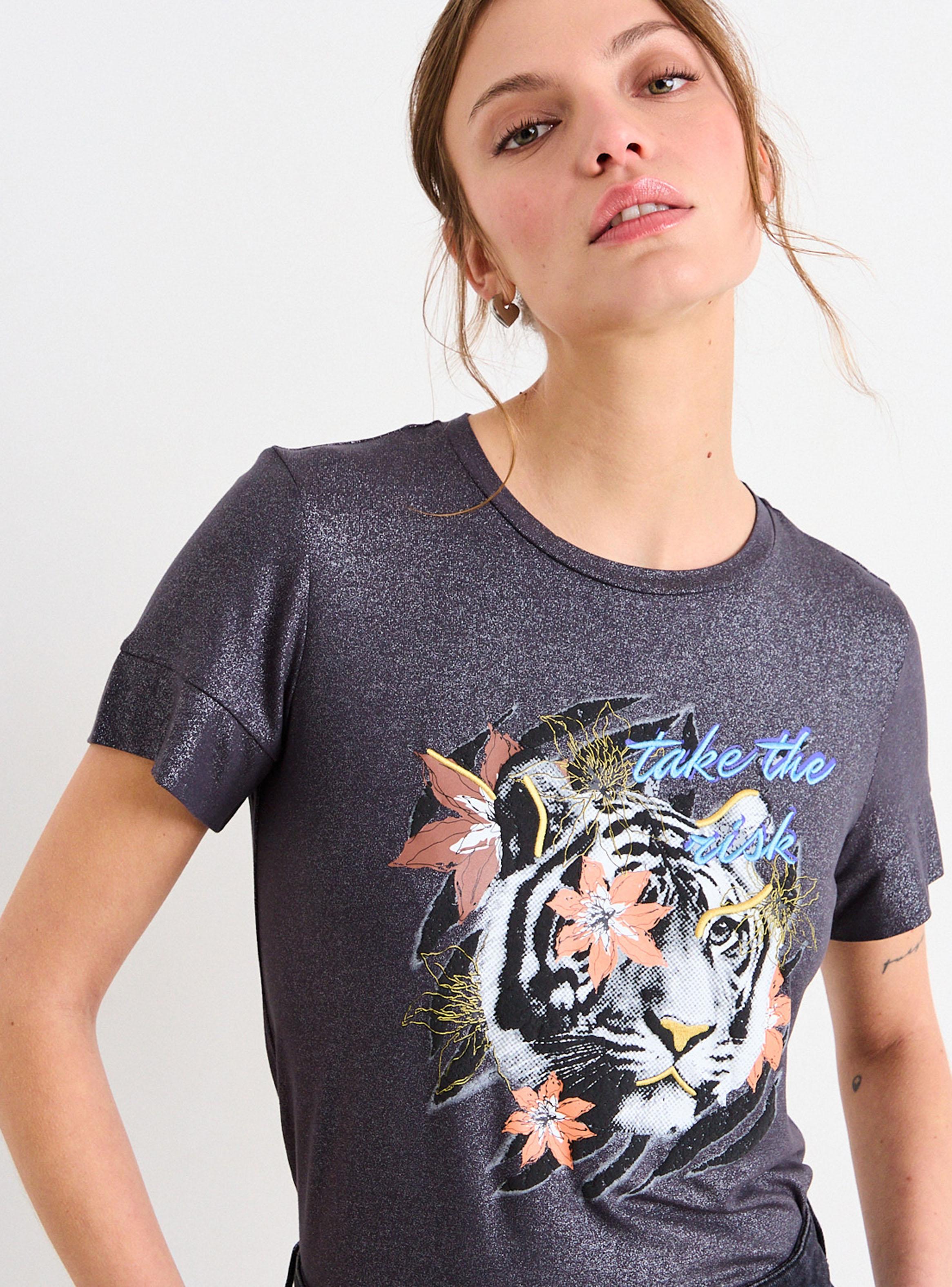 Polera Estampada Tigre Detalle Metalizado-3