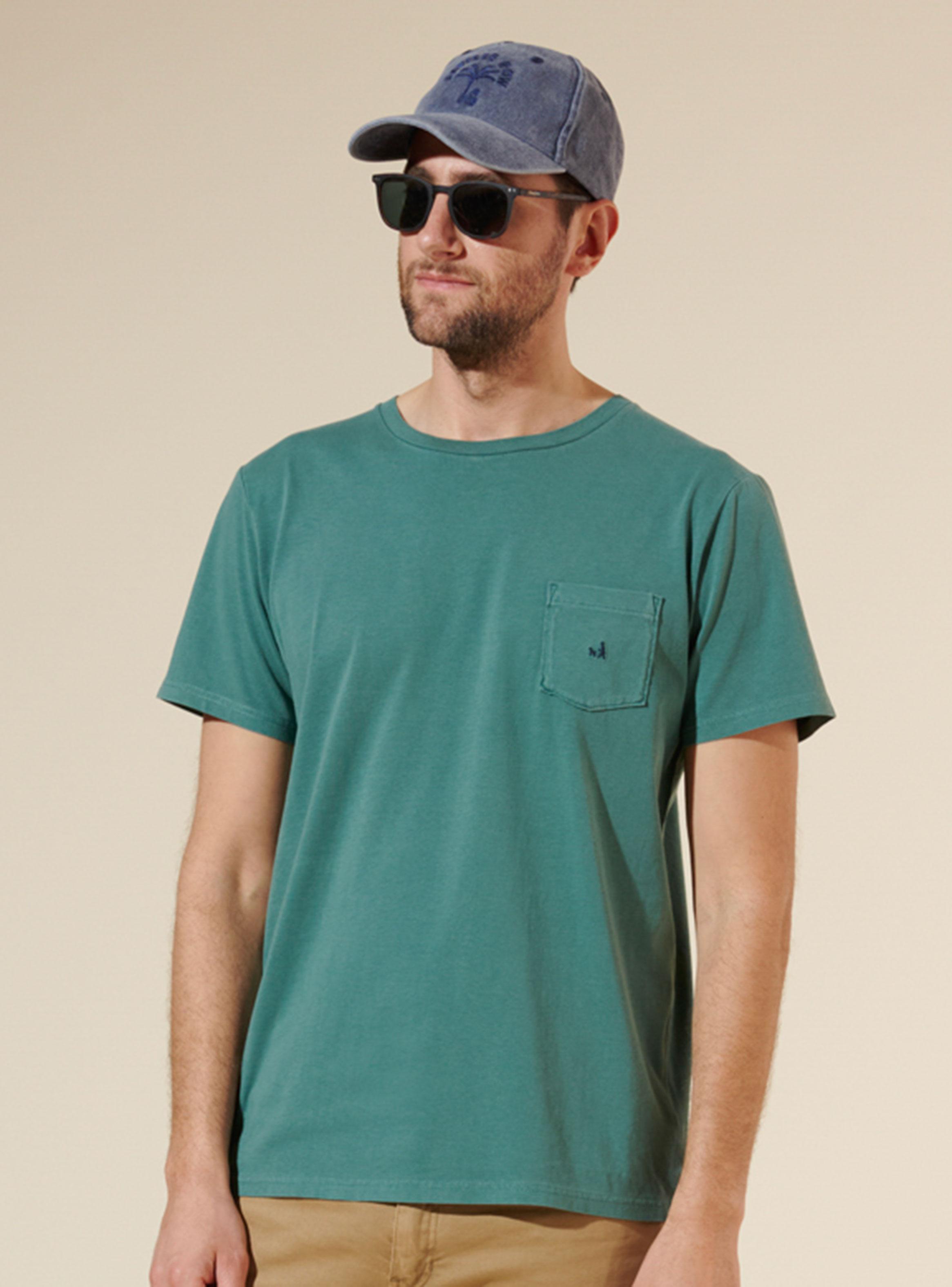 Polera Lisa Crew Neck y Bolsillo con Logo M/C-0