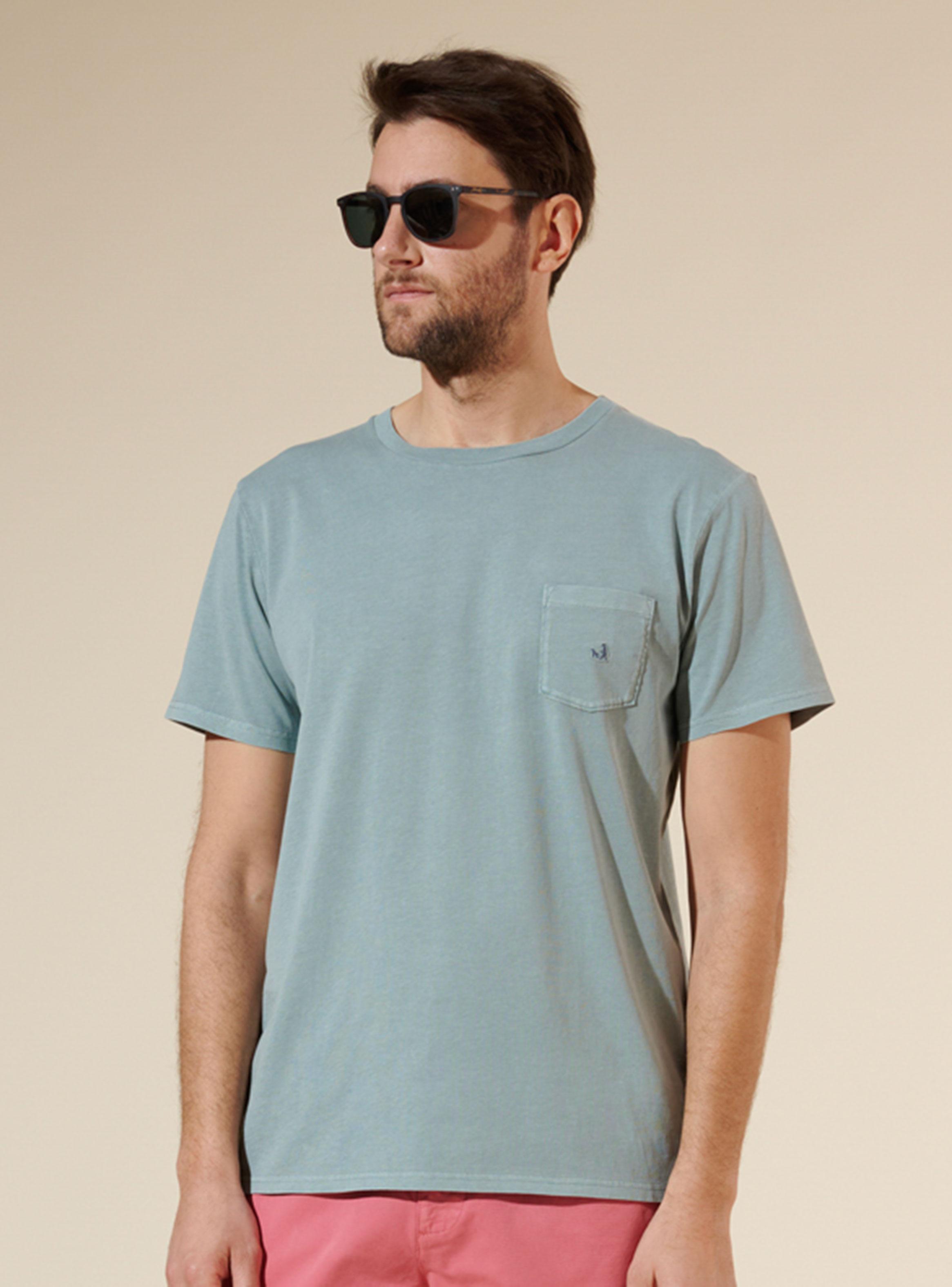 Polera Lisa Crew Neck y Bolsillo con Logo M/C-0