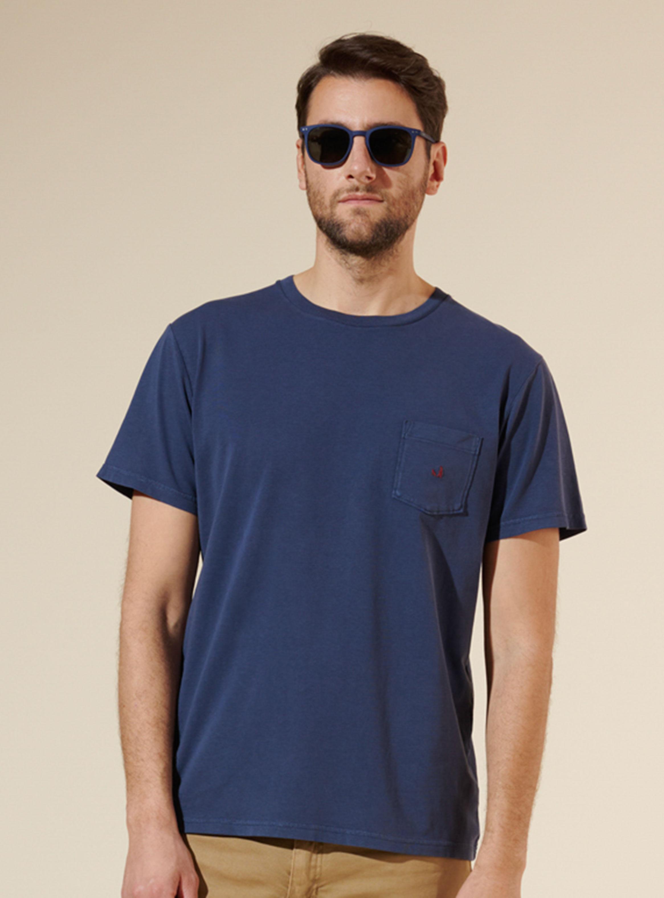 Polera Lisa Crew Neck y Bolsillo con Logo M/C-0