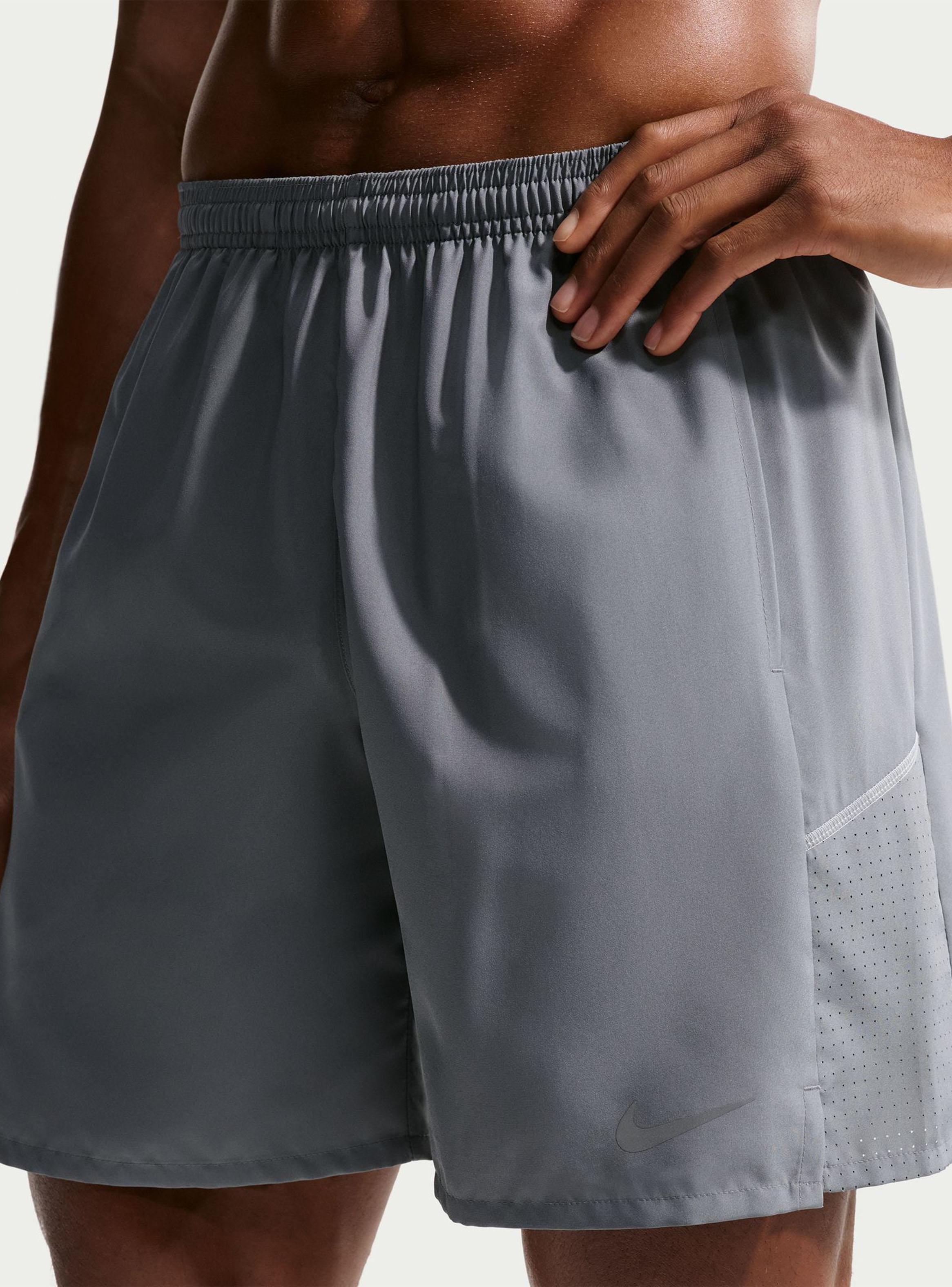 Short Correr Dri-Fit Miler 8-4