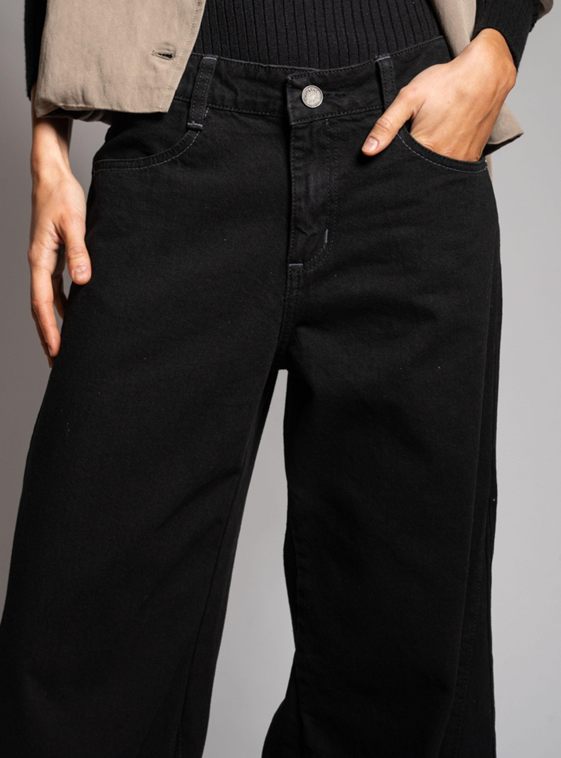 Jeans Tiro Alto Wide Leg Bernarda Negro-3