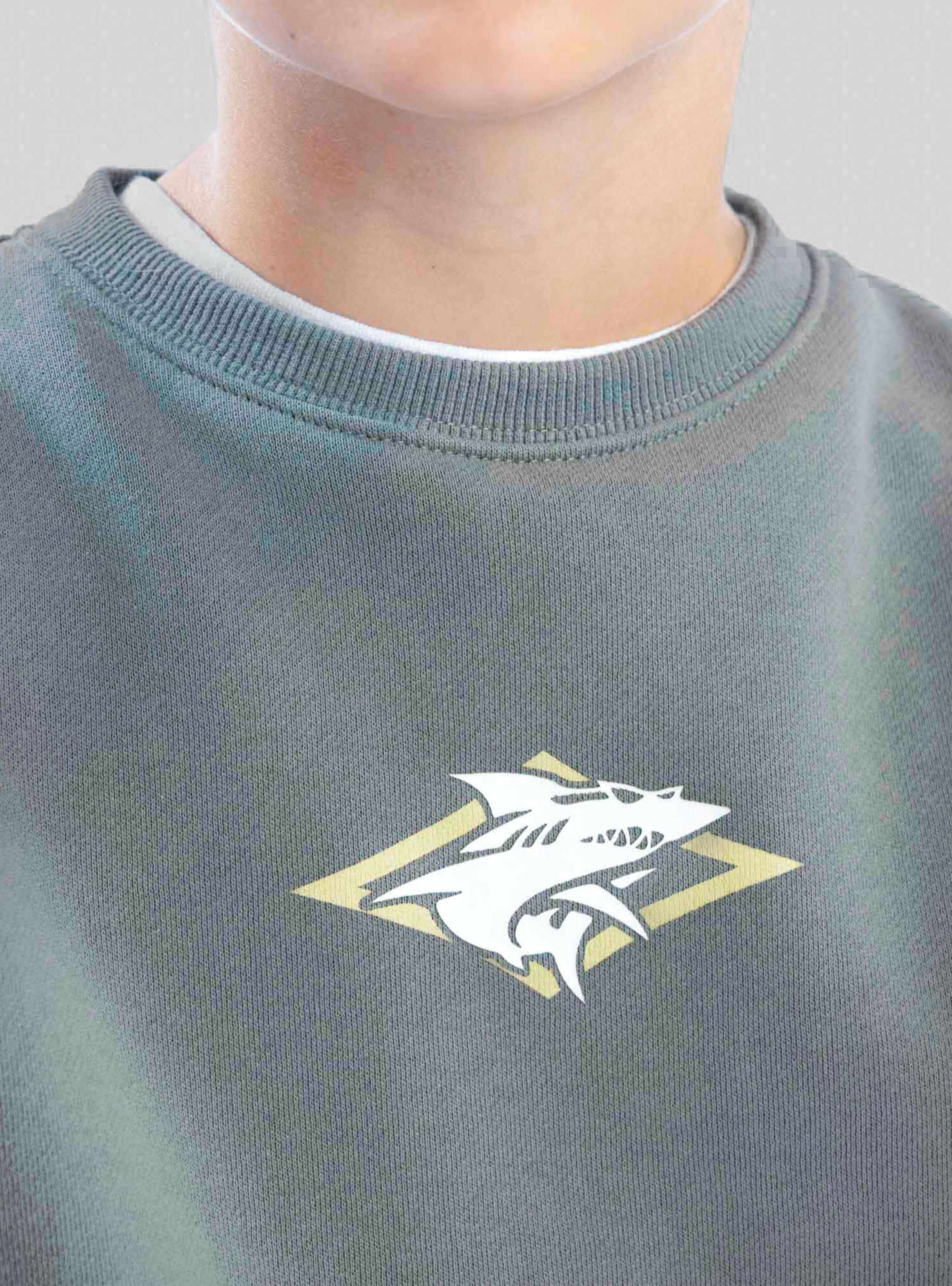 Polerón Logo y Shark Military-4