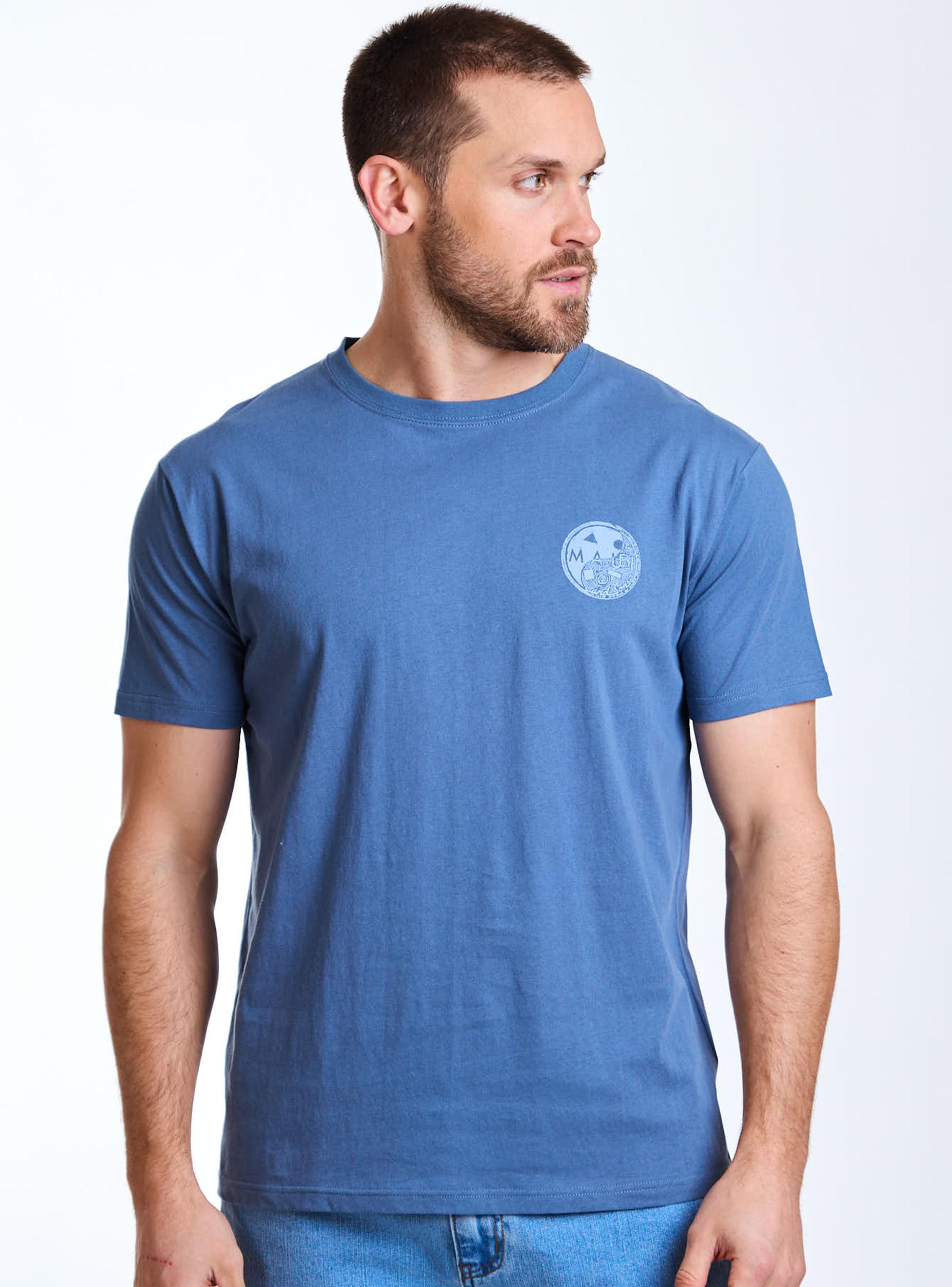 Polera Manga Corta Estampado en Espalda-0
