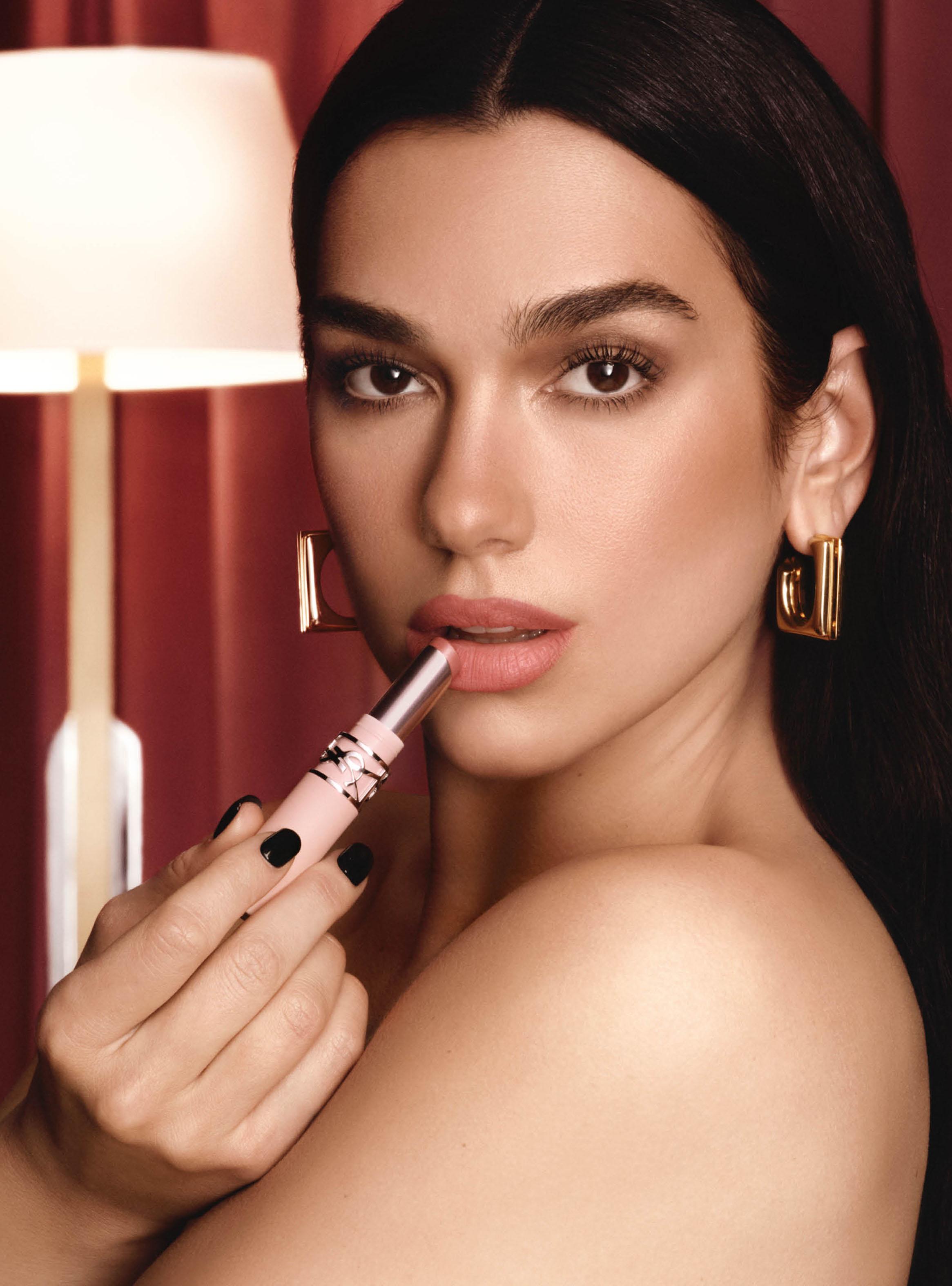 Bálsamo Labial YSL Lovenude Lip Blusher 02 Sassy Peach-4