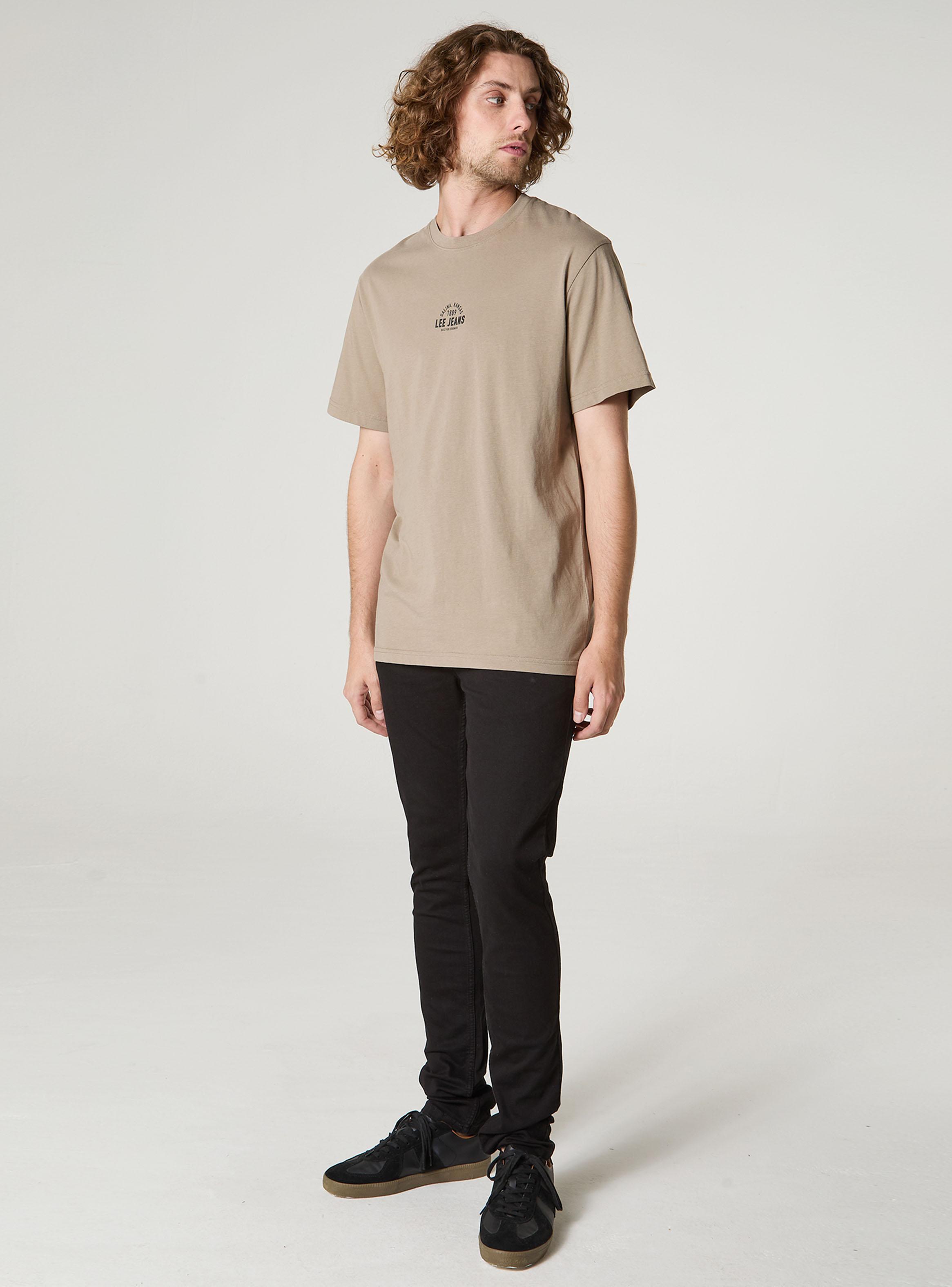 Polera Manga Corta Cuello Redondo Logo en Pecho-3
