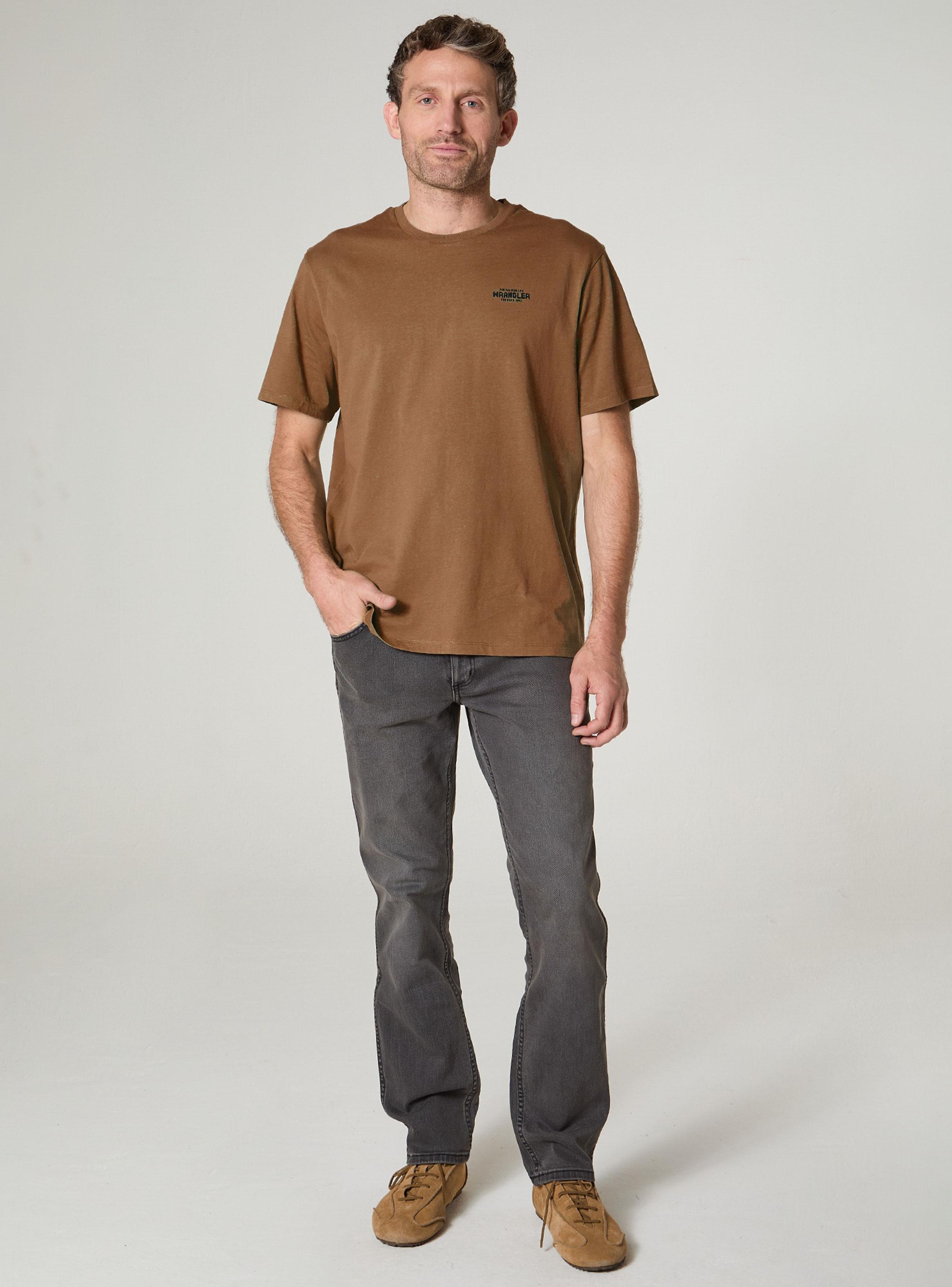 Polera Lisa con Logo Frontal-3