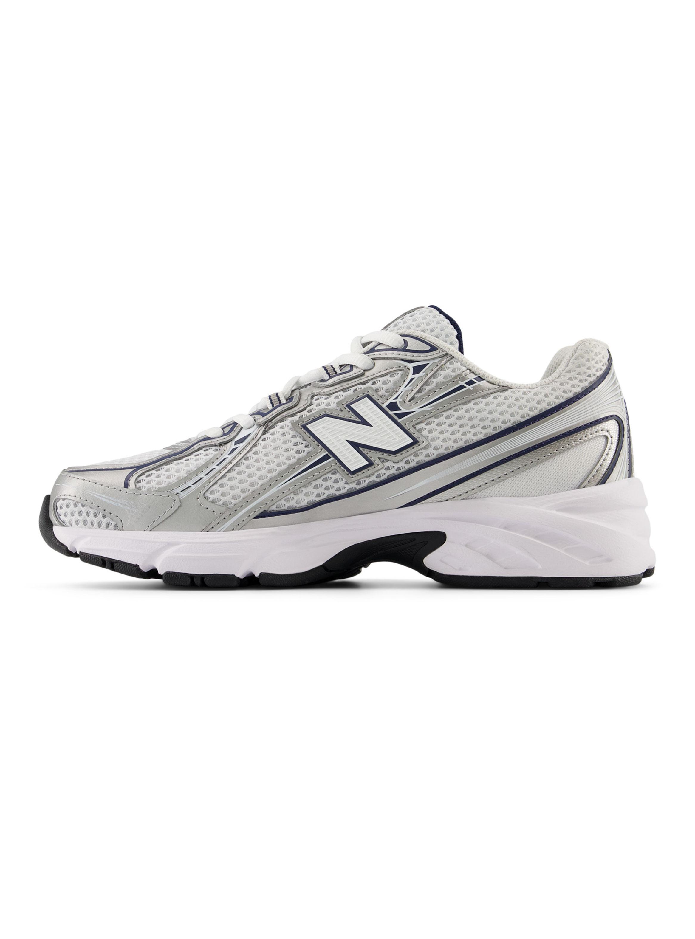 Zapatilla Urbana Mujer U740Wn2-2