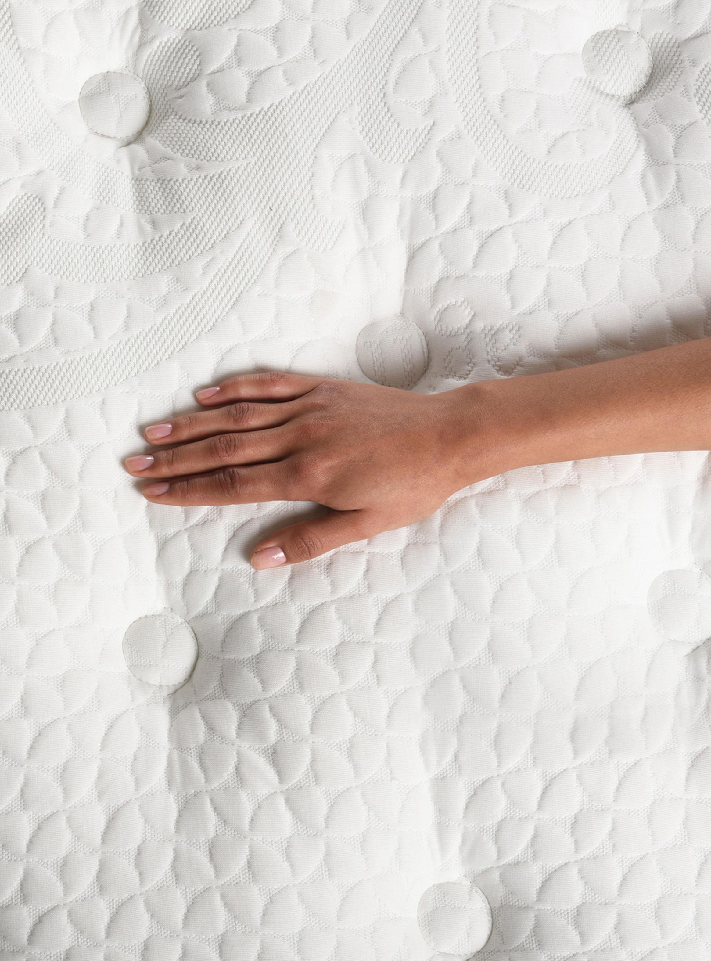 Cama Europea Premium 1.05x200 cm + Respaldo Gris Tapizado-5