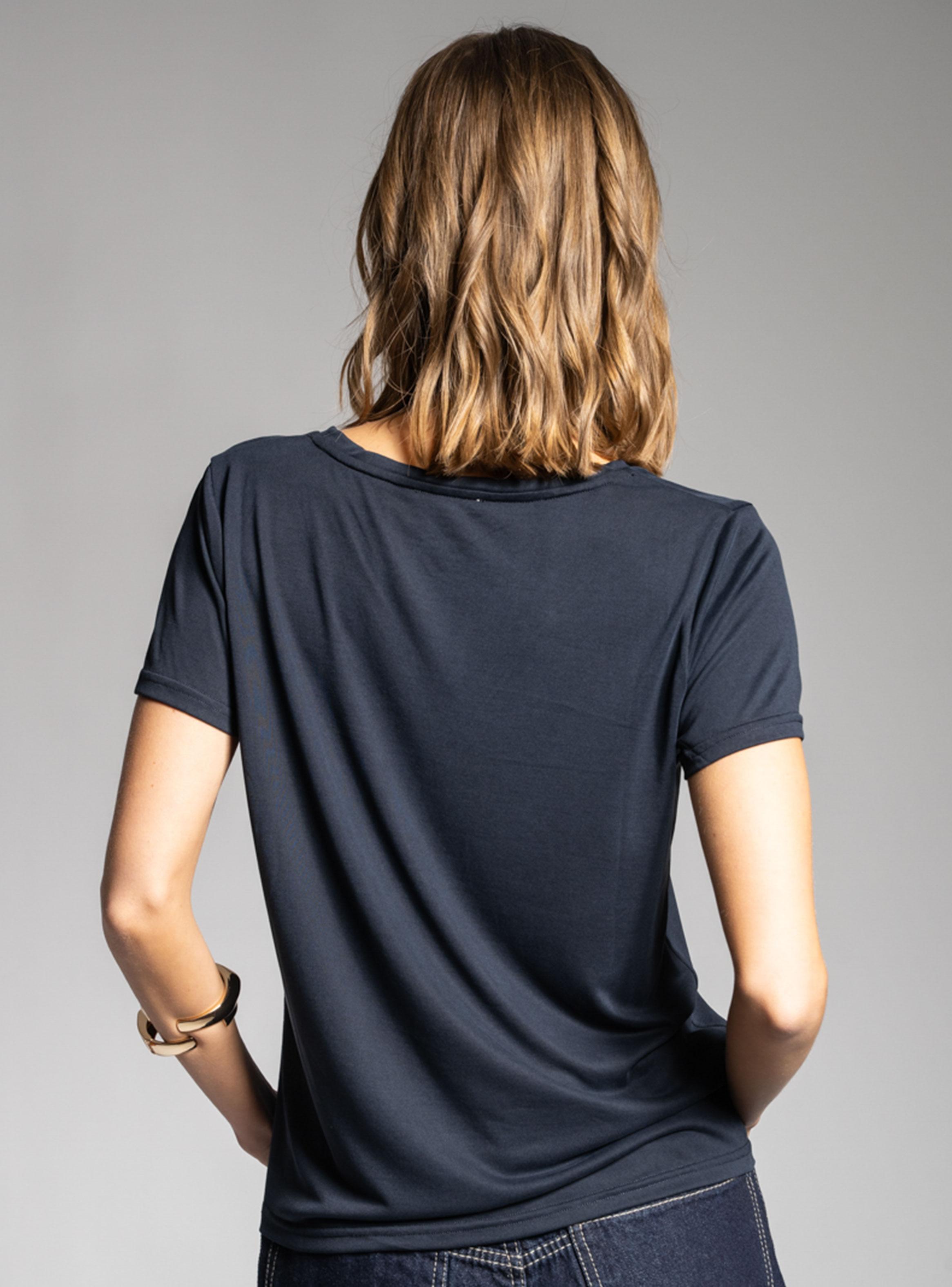 Polera Clara Azul Marino-1