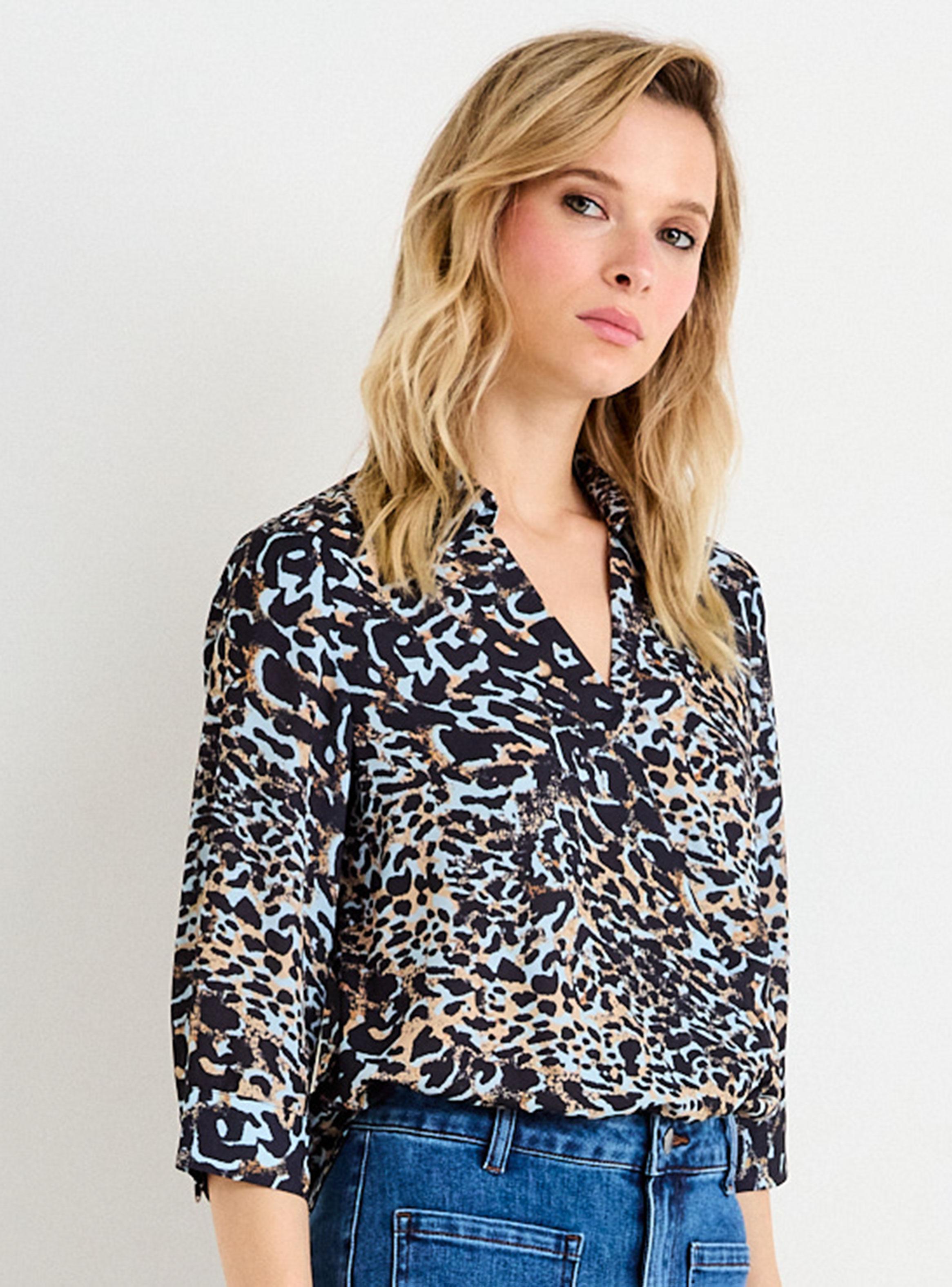 Blusa Fantasía Manga Corta con Botón-2