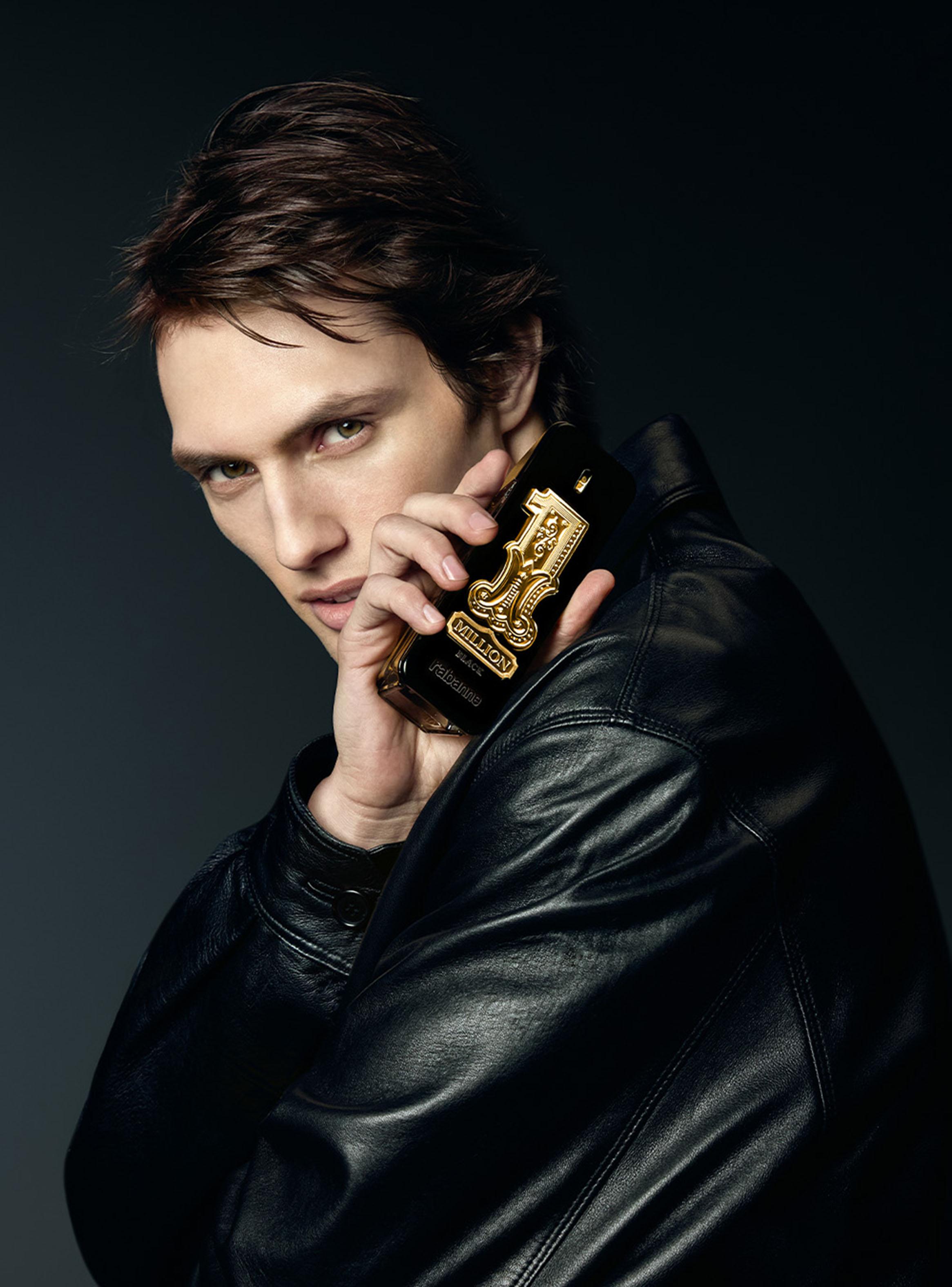 Set Perfume 1 Million Black EDP Hombre 100 ml + Spritzer 10 ml + Desodorante 150 ml-5