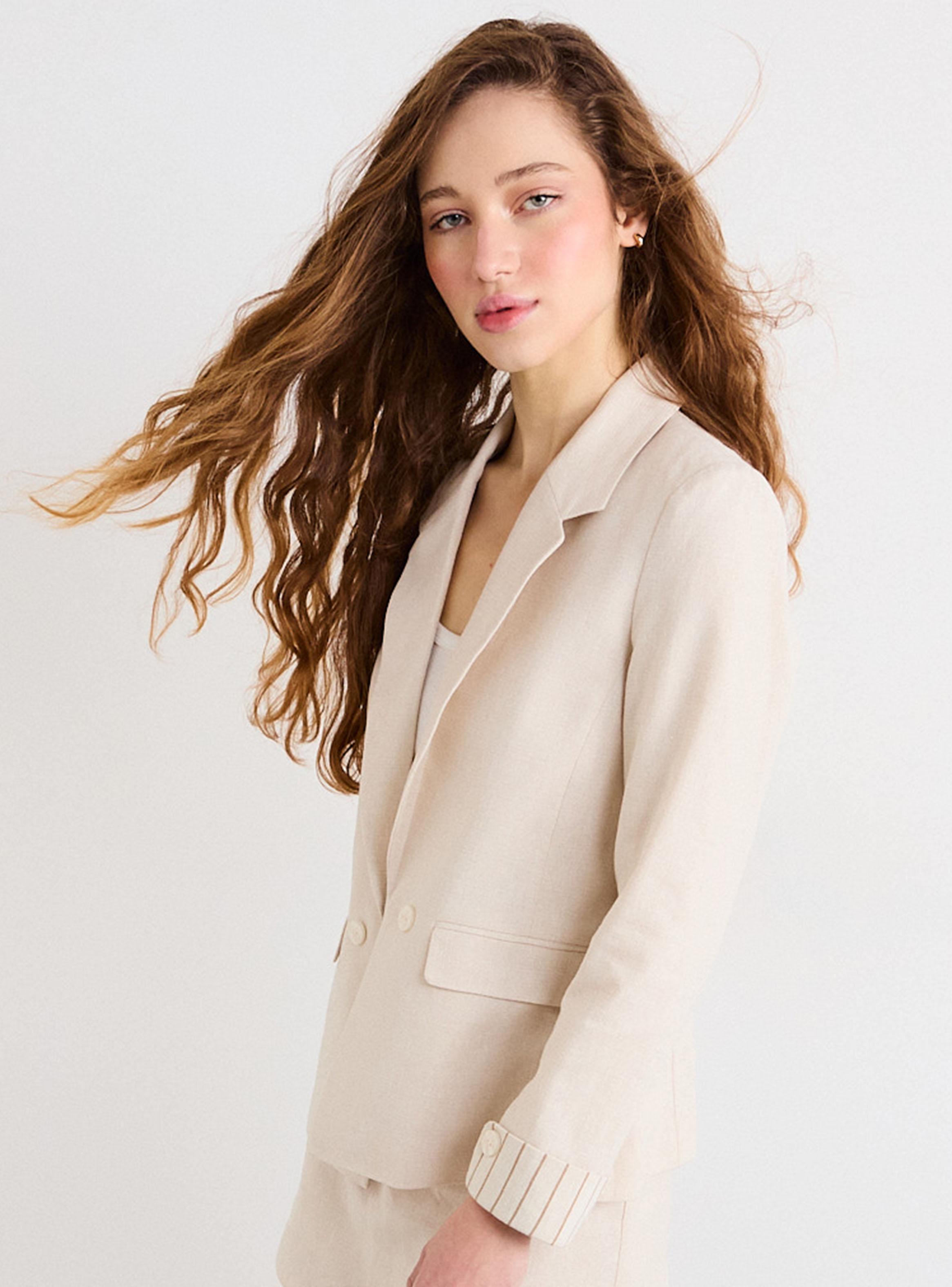 Blazer Liso con Solapa Clásica-2