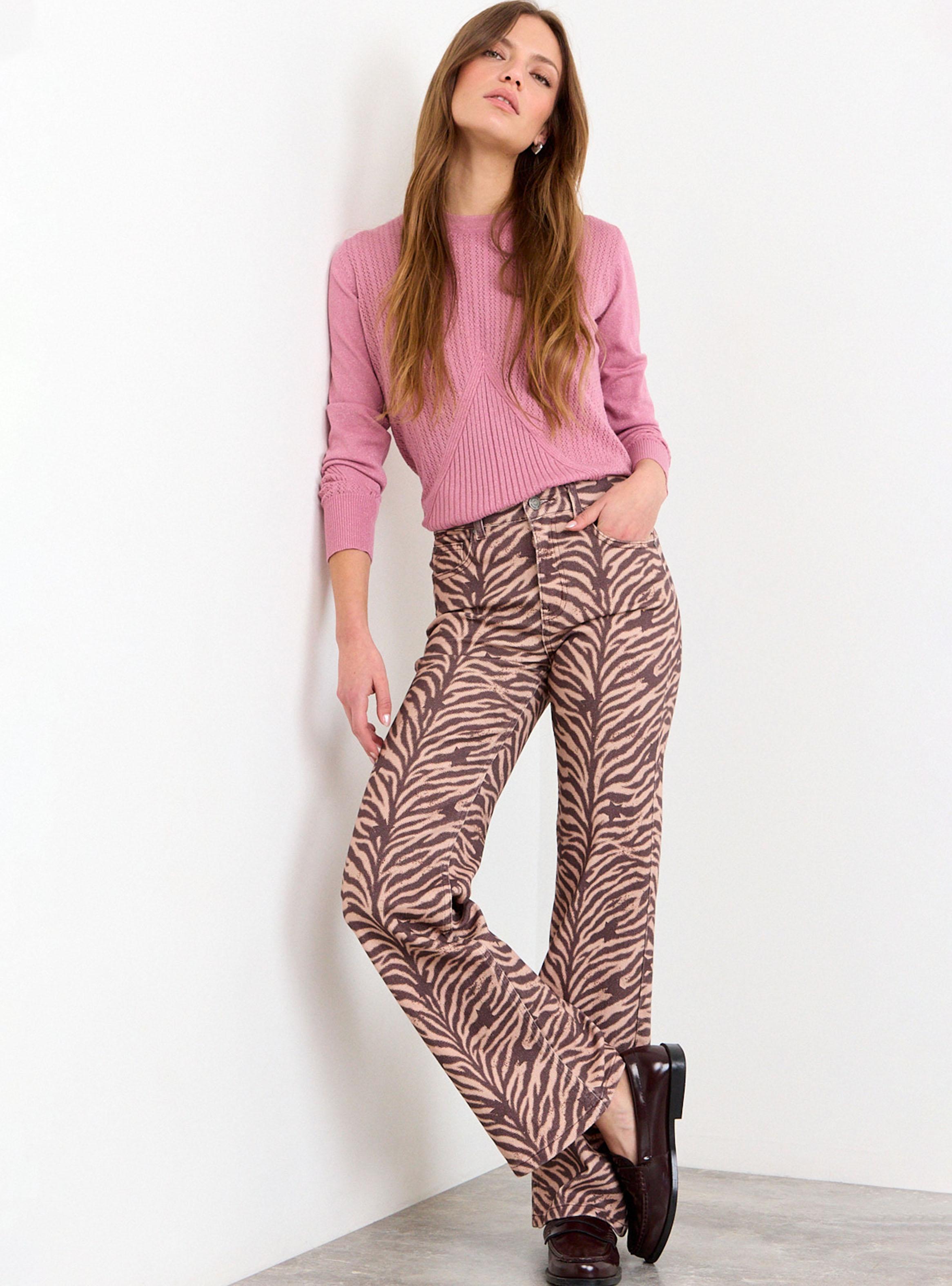 Jeans Fantasía Flare Fit Medio-4