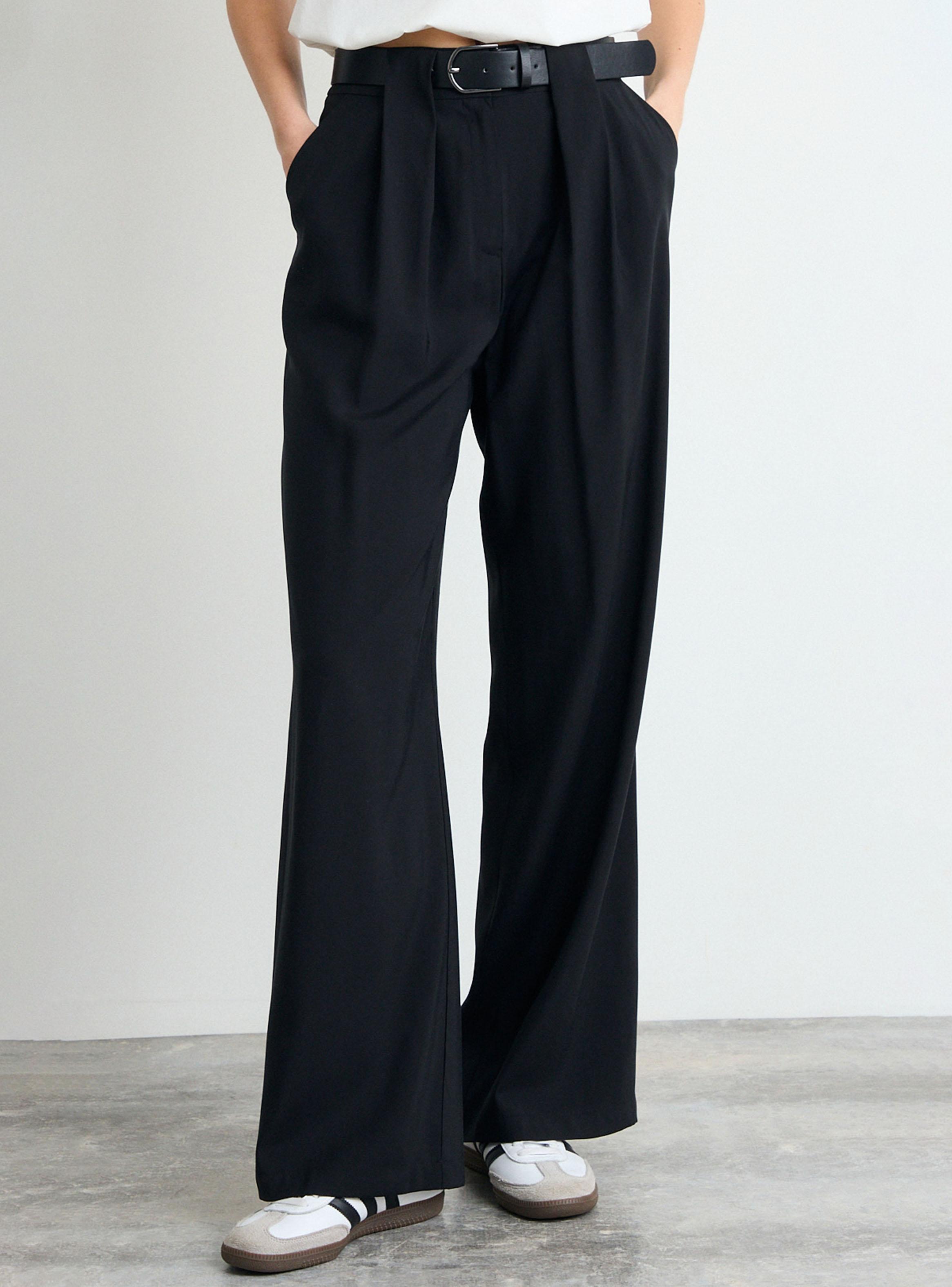 Pantalón Liso Wide con Cierre Tiro Medio-0