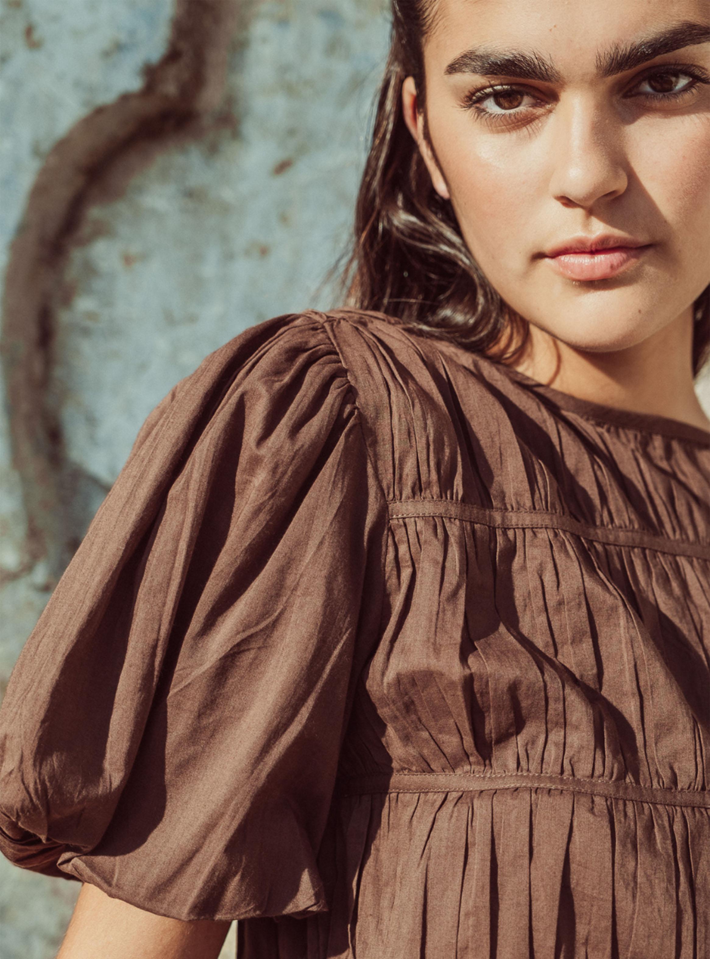 Blusa Camelia Choco-2