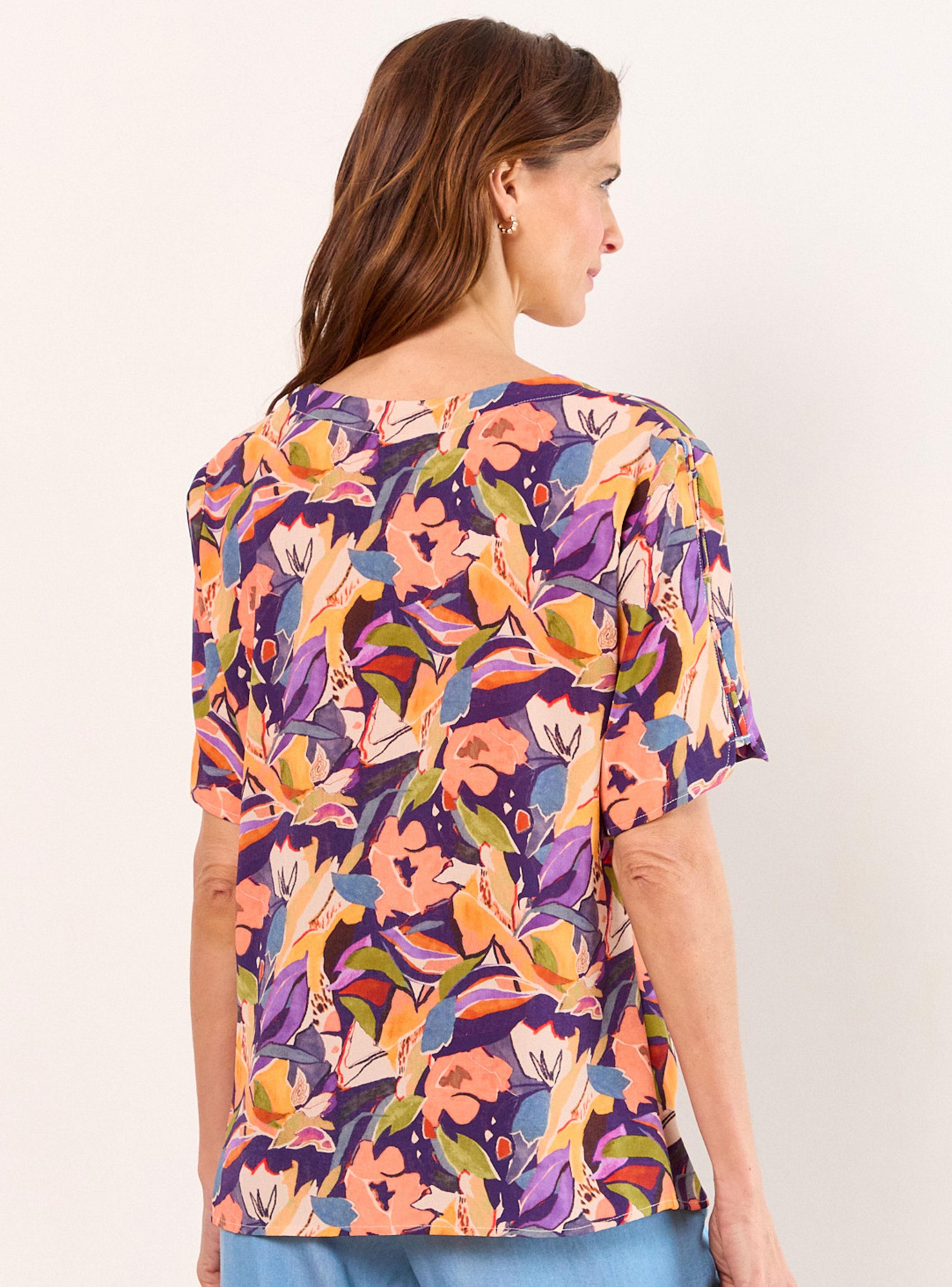 Blusa Escote en V Estampada-1