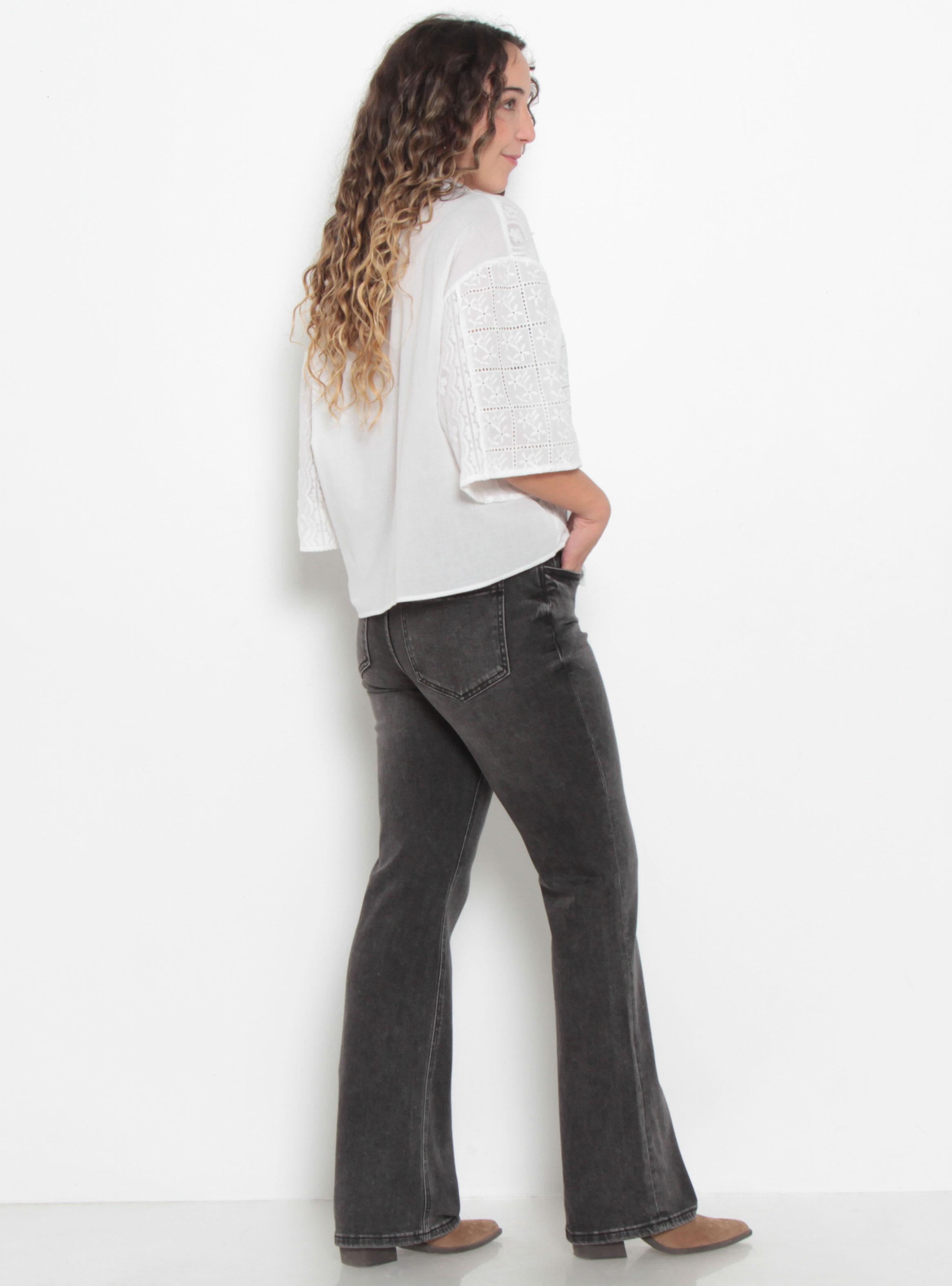 Blusa Manga Corta Embroidery Abotonada Delantero-4