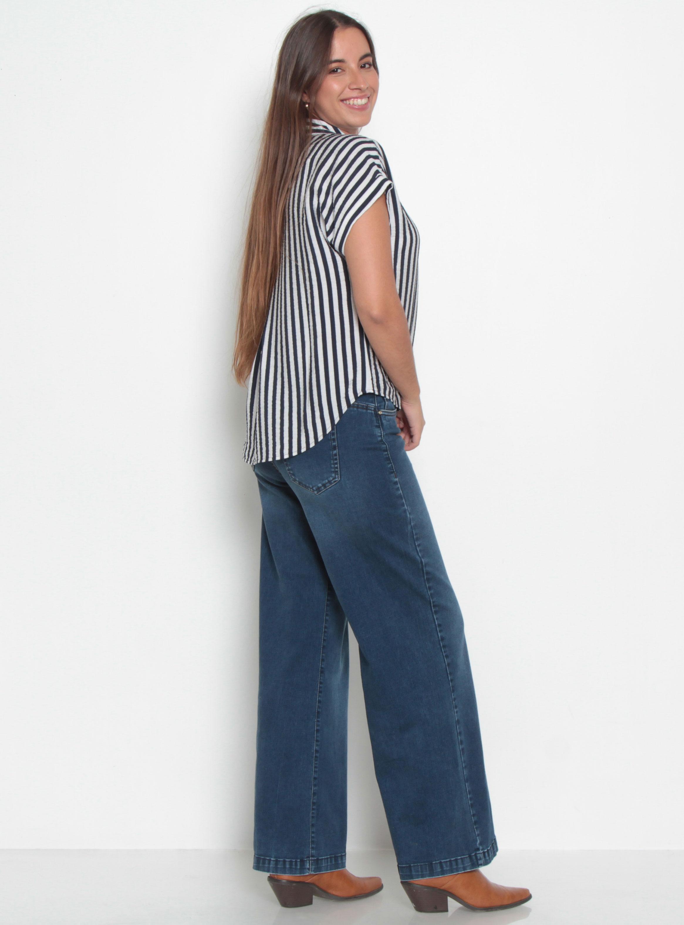 Blusa Listada con Botones-4
