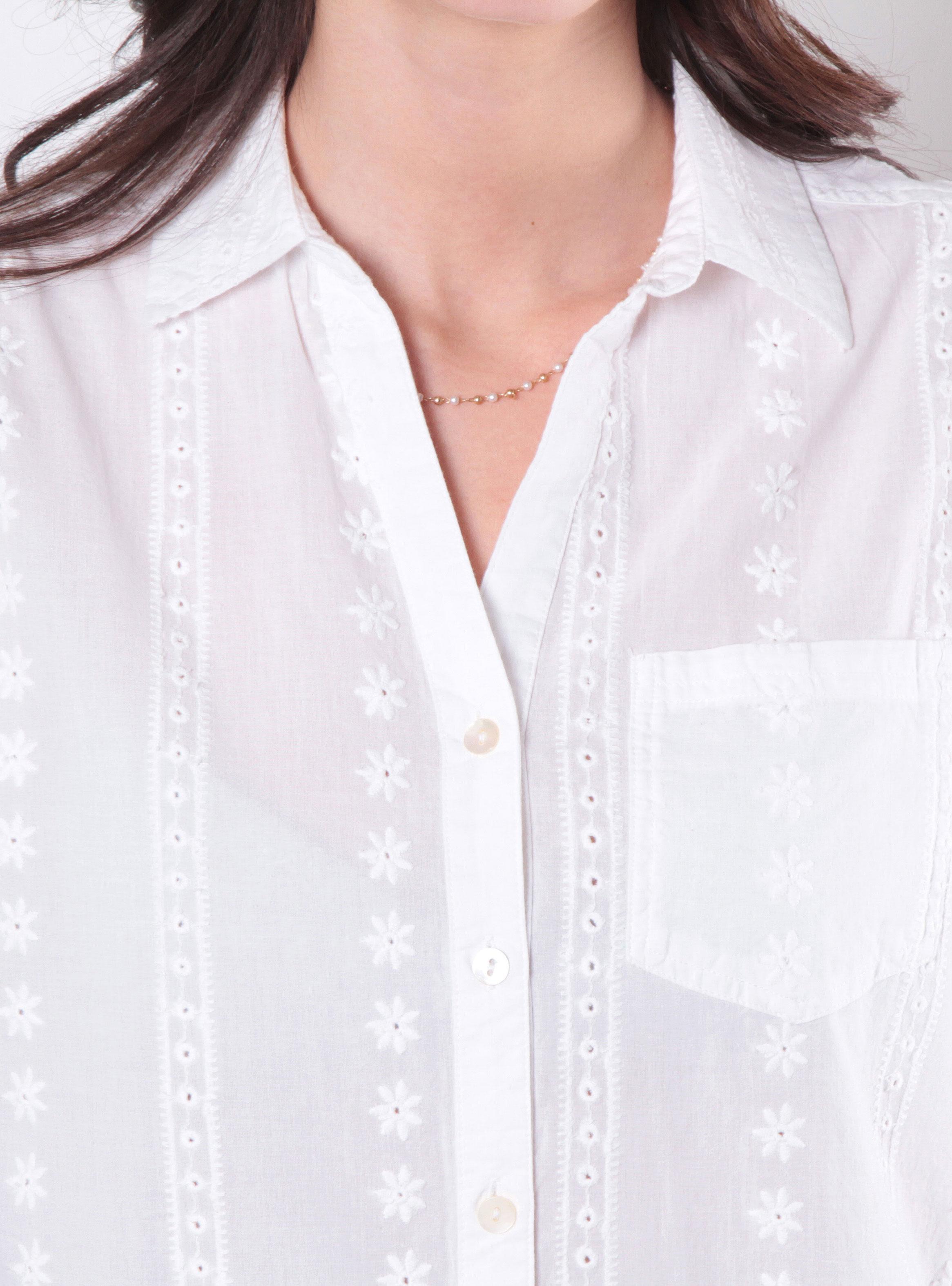 Blusa Embroidery Abotonada-2