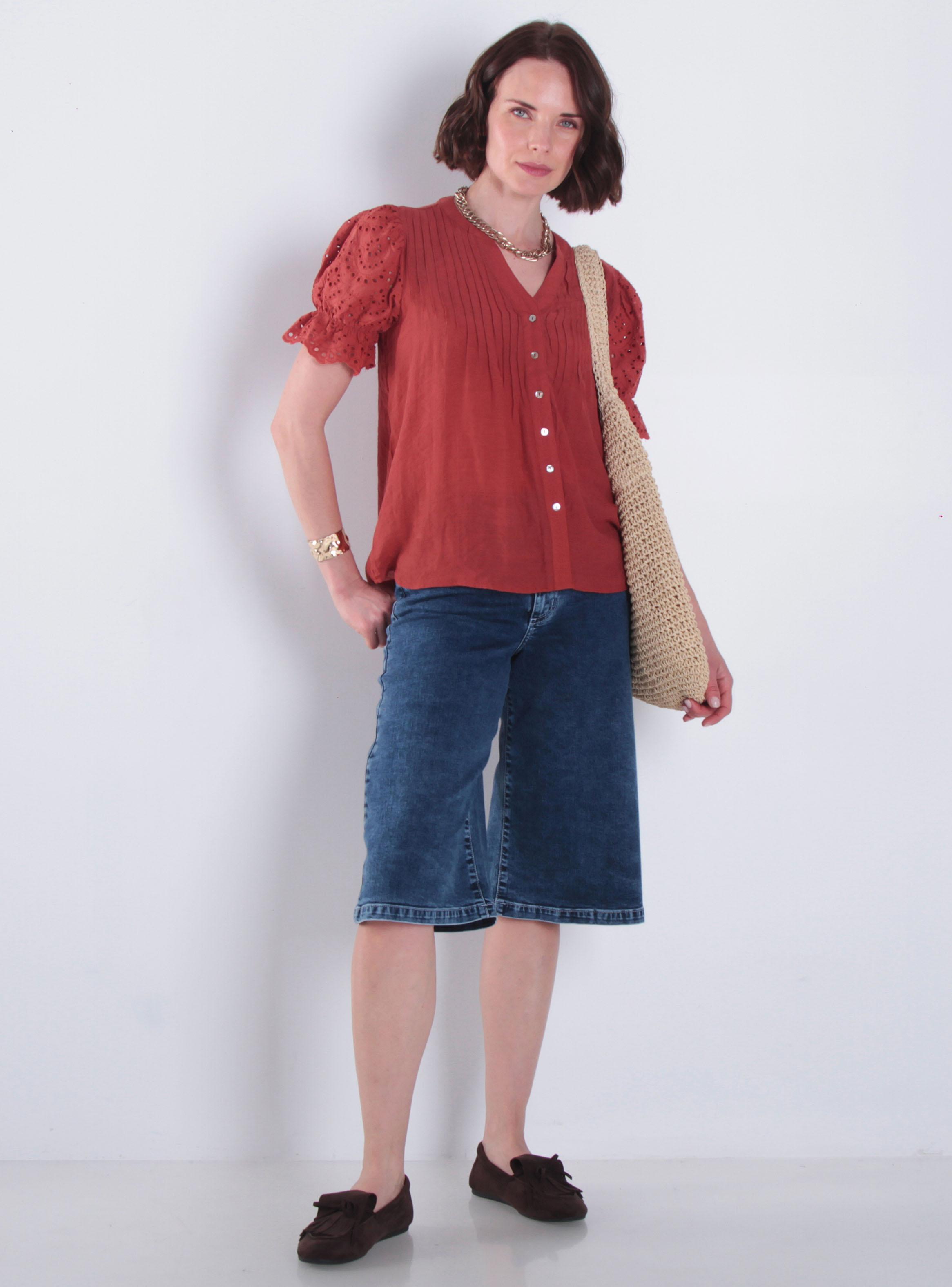 Blusa Manga Corta Abotonado en Delantero Escote V-3