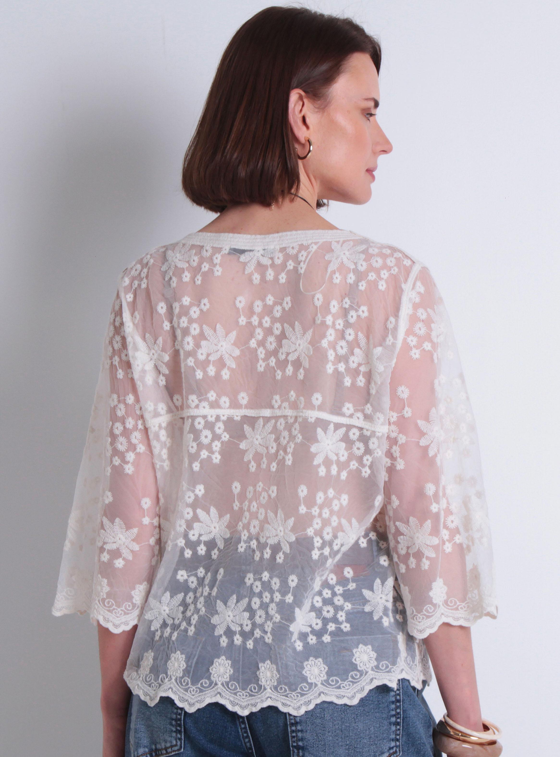 Blusa Embroidery Manga Corta Abotonada en Delantero Escote V-1