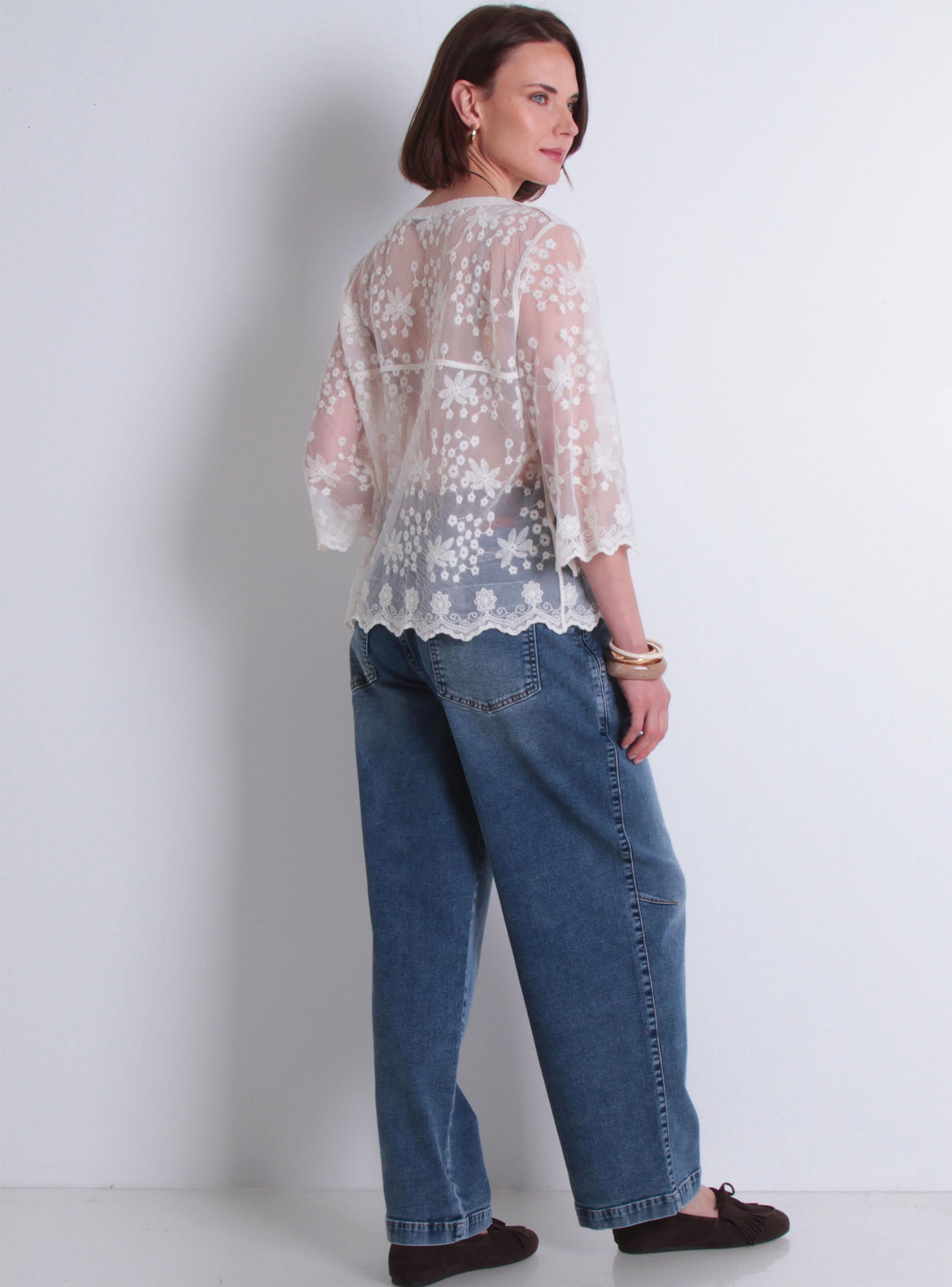 Blusa Embroidery Manga Corta Abotonada en Delantero Escote V-4