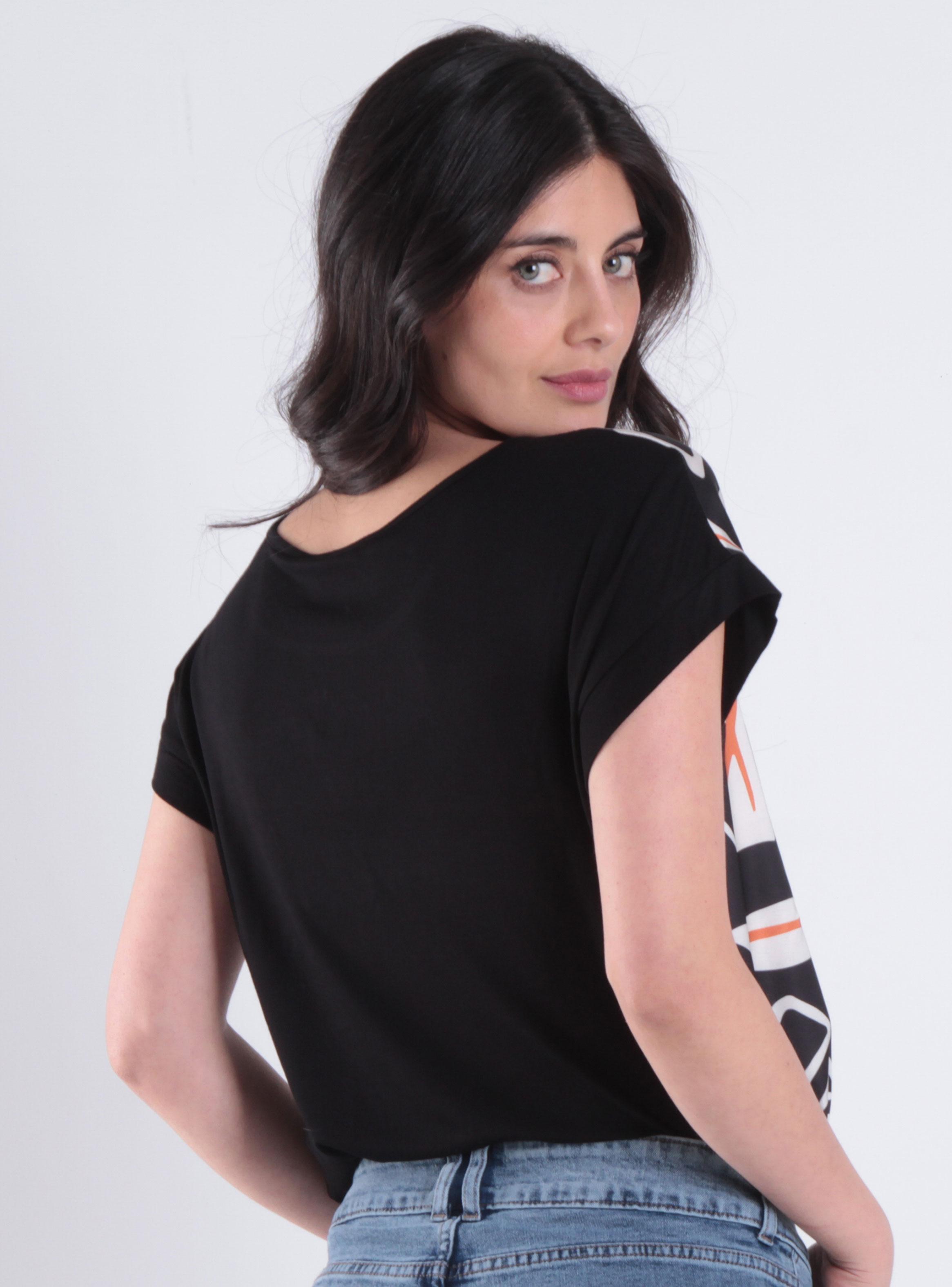 Polera Estampada Manga Corta Escote Redondo-1