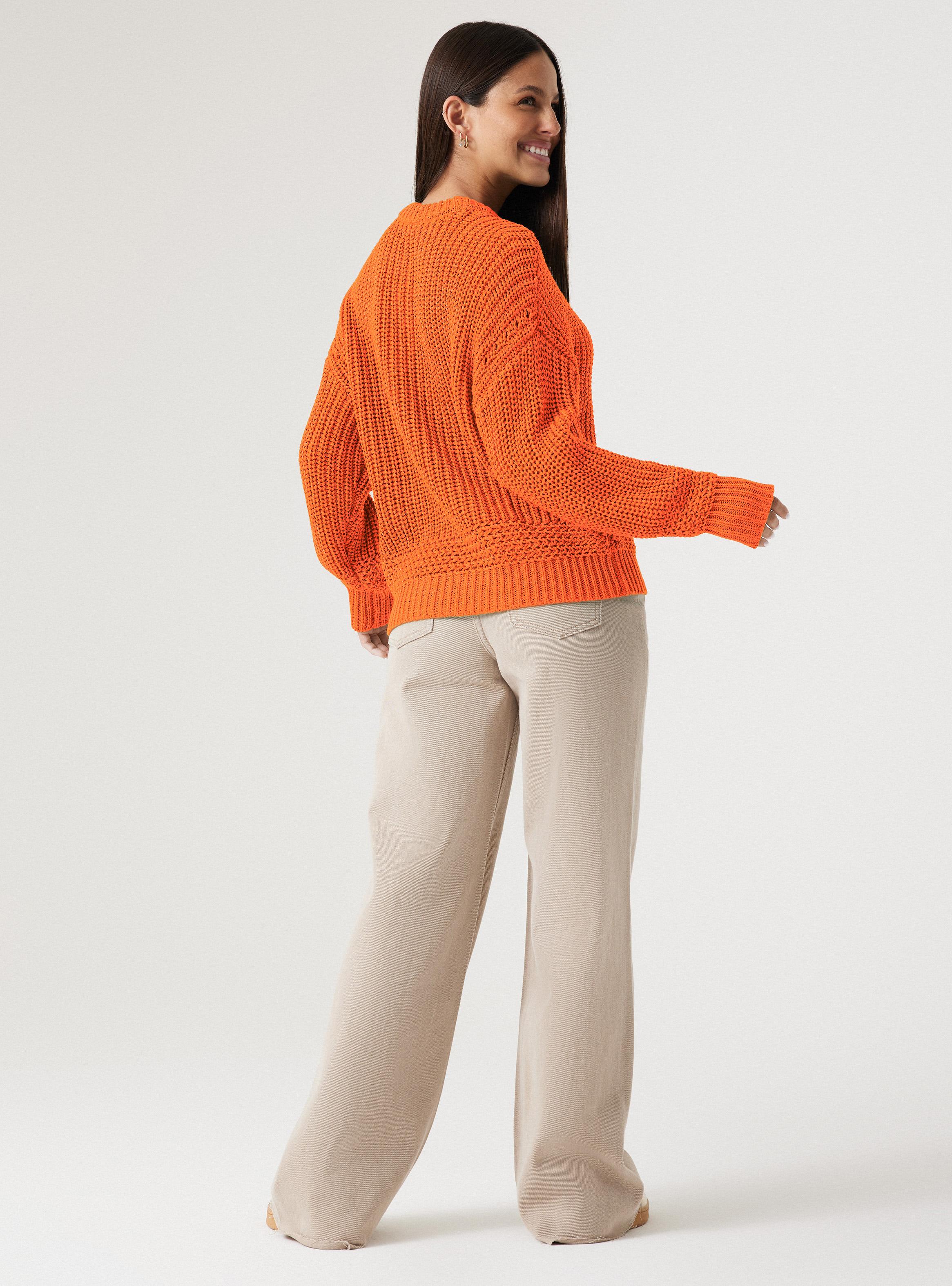 Sweater Cuello Redondo Detalle Punto-5