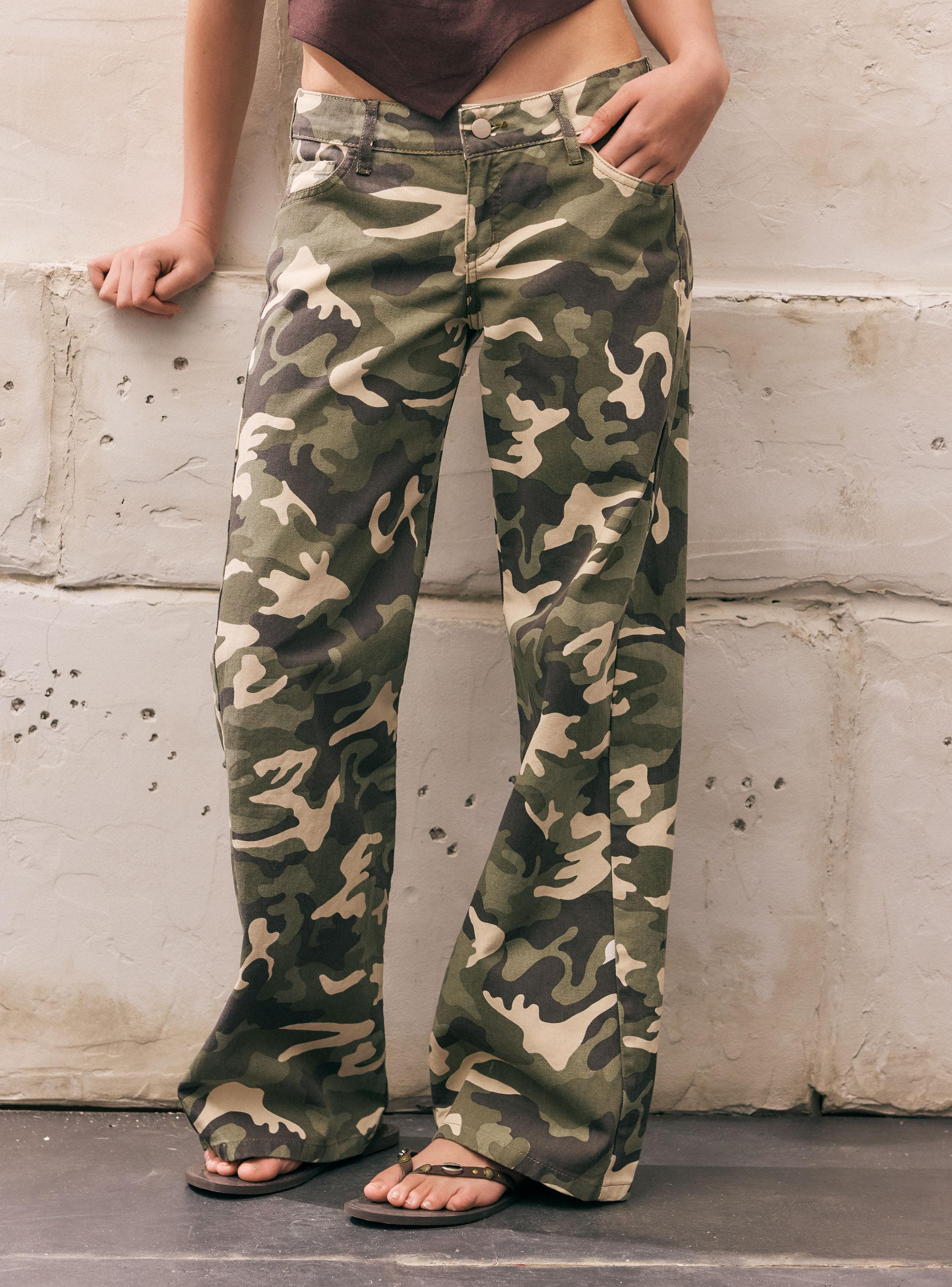 Jeans Estampado de Camuflaje Hecho en Chile-0